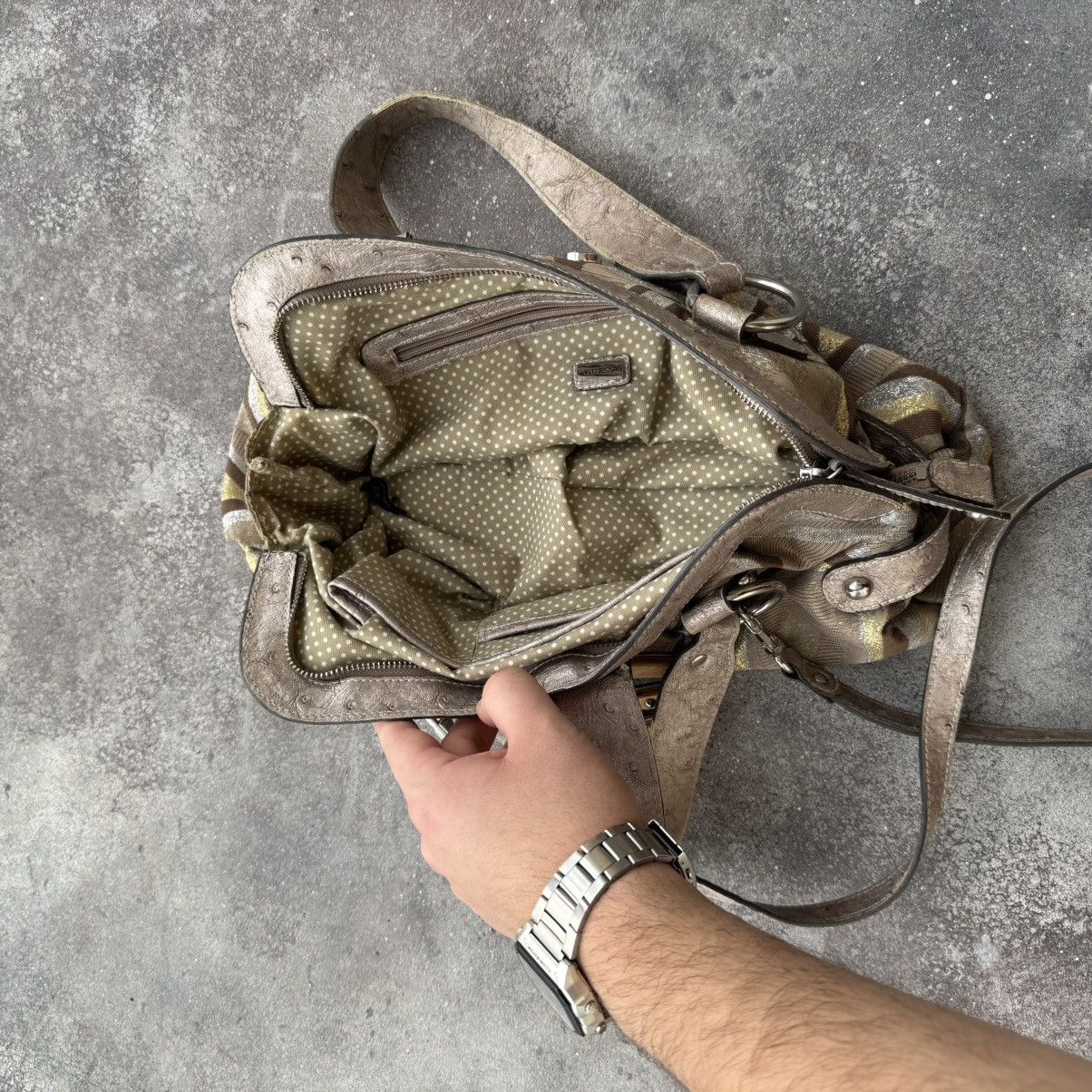Guess Guess Y2K Vintage Monogram Shoulder Bag Size ONE SIZE - 10 Thumbnail