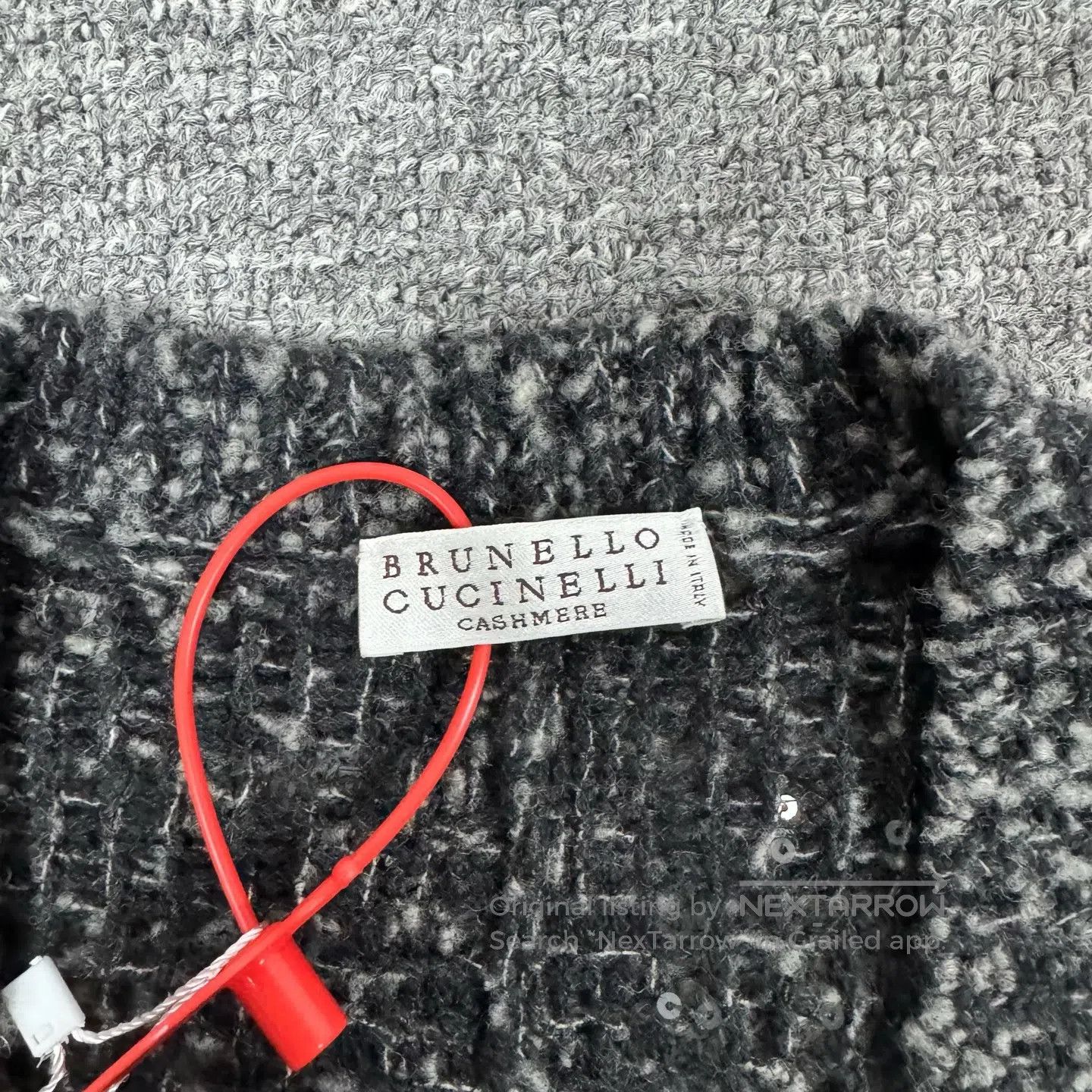 Brunello Cucinelli Brunello Cucinelli V-necked cashmere sweater with sequins| Size M / US 6-8 / IT 42-44 - 5 Thumbnail