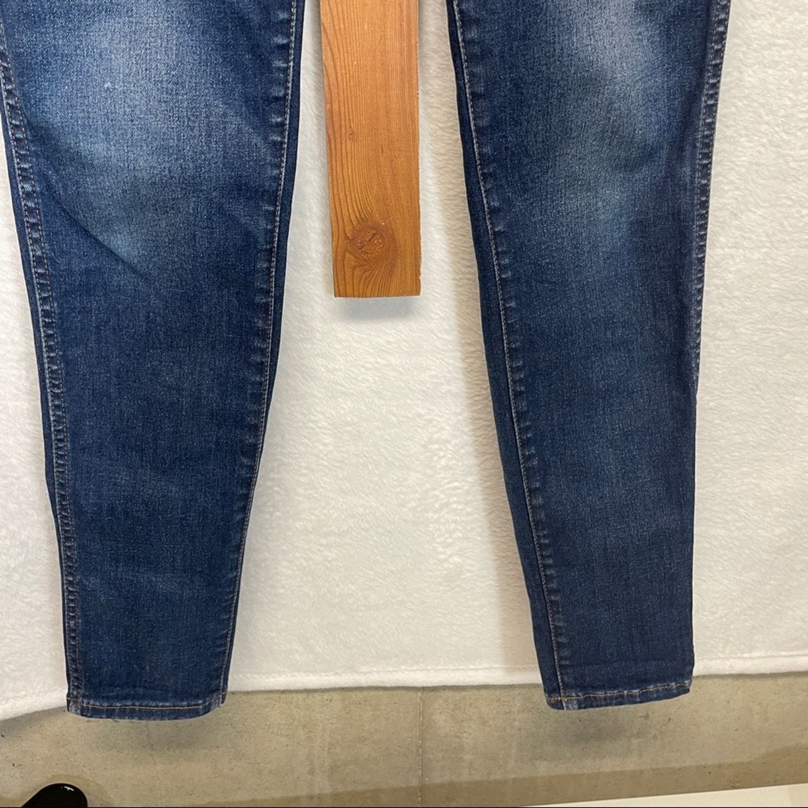 Madewell Madewell 9” High Rise Skinny Jeans in Polly Wash Size 27 Size 27" / US 4 / IT 40 - 3 Thumbnail