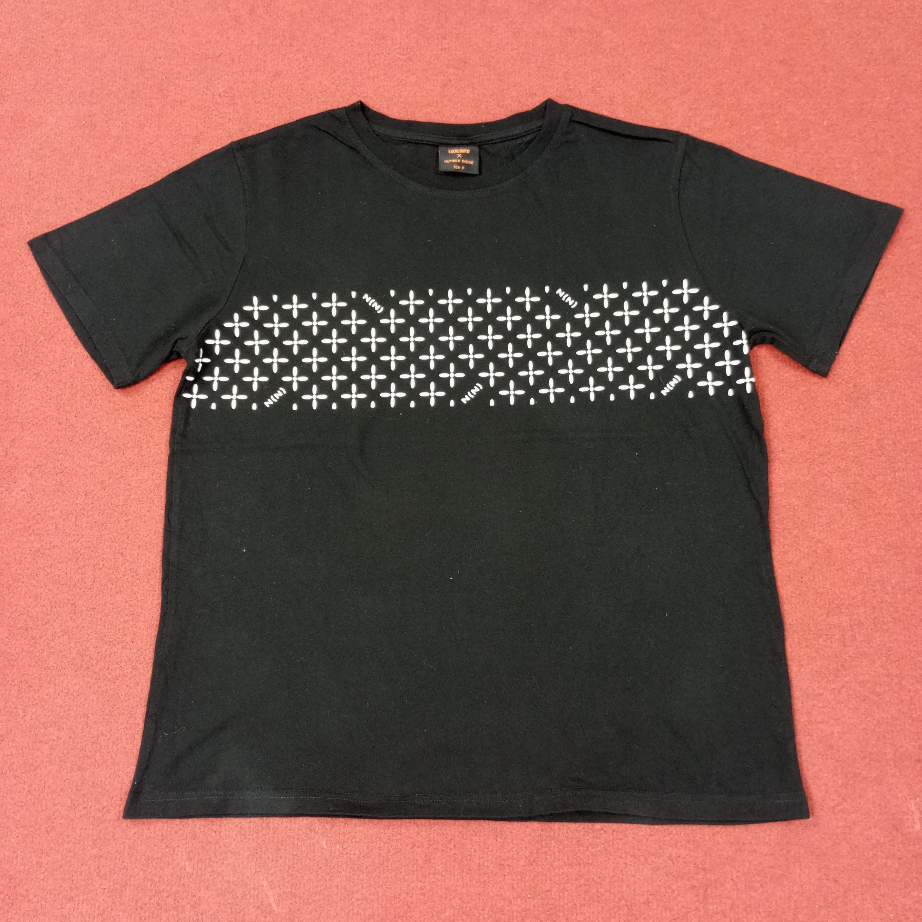 Number (N)ine Marlboro X Number Nine Japanese Brand Custom Tshirt c223n60 Size US L / EU 52-54 / 3 - 3 Thumbnail