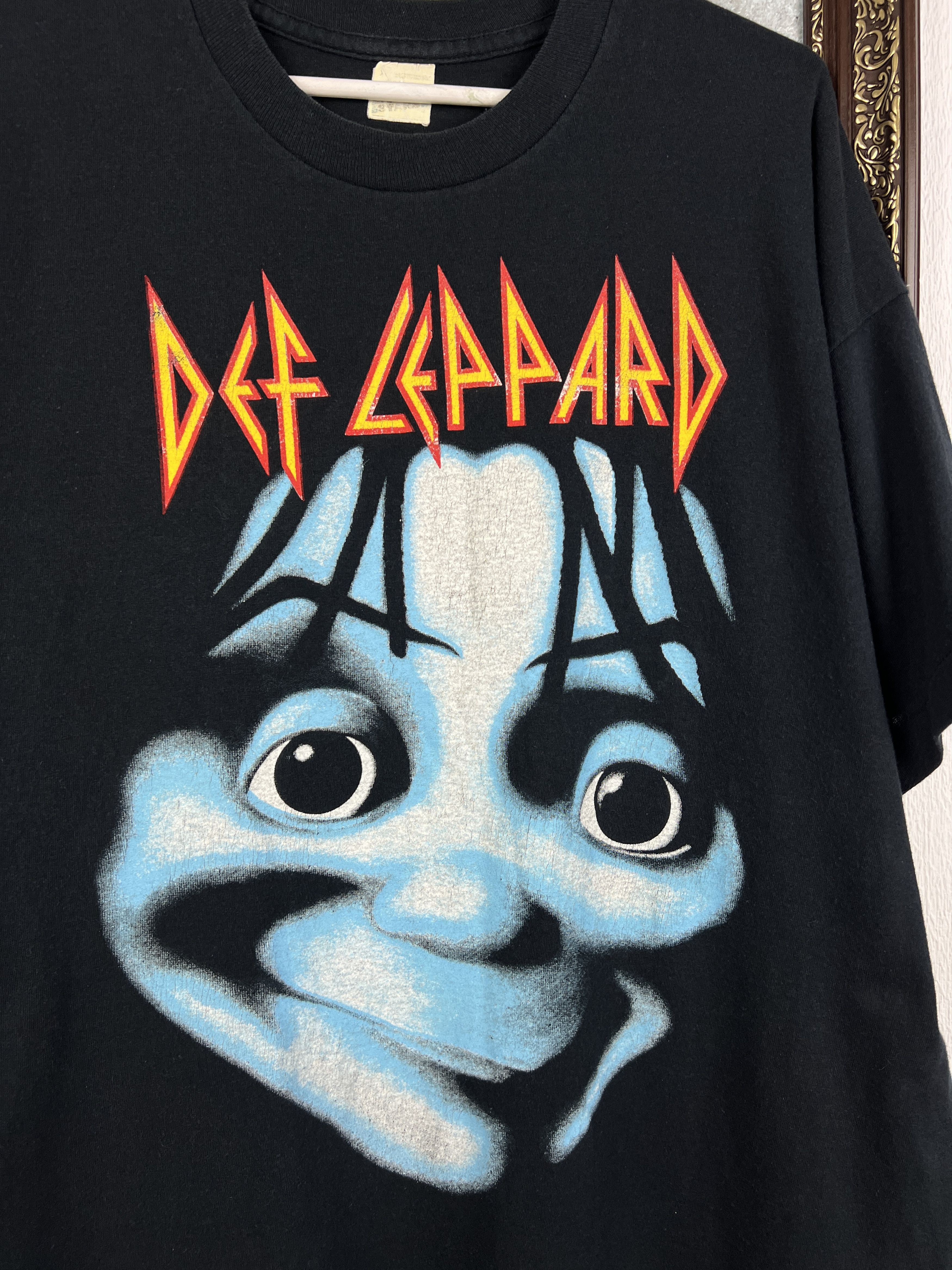 Vintage Def Leppard Tee Shirt Suppose A Rock’s Outta The Question Size US XL / EU 56 / 4 - 3 Thumbnail