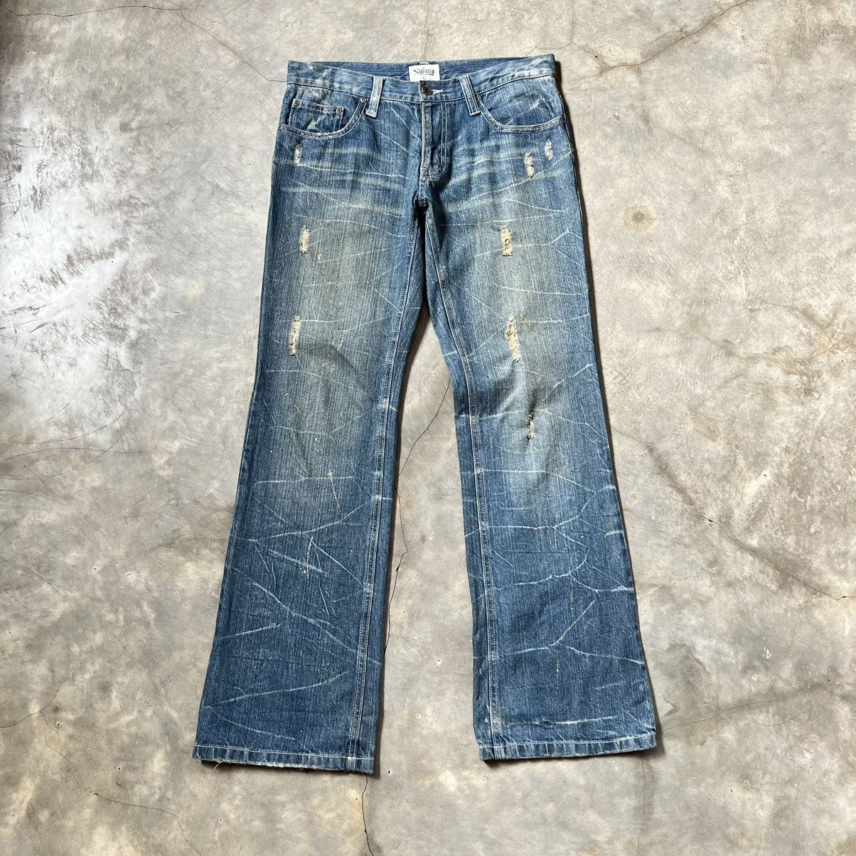 Tornado Mart 2000s Nylaus Tornado Mart Style Distressed Flare Jeans Size US 31 - 1 Thumbnail