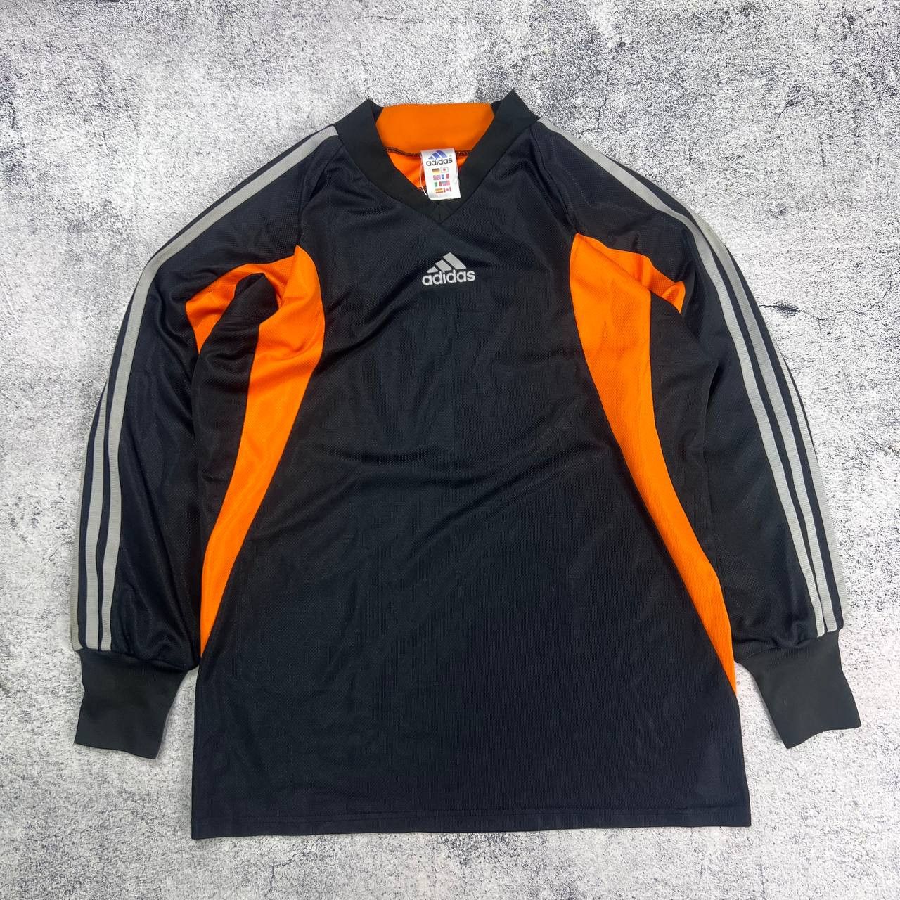 Adidas × Vintage Vintage Adidas Goalkeeper Jersey 00s Size US M / EU 48-50 / 2 - 1 Thumbnail
