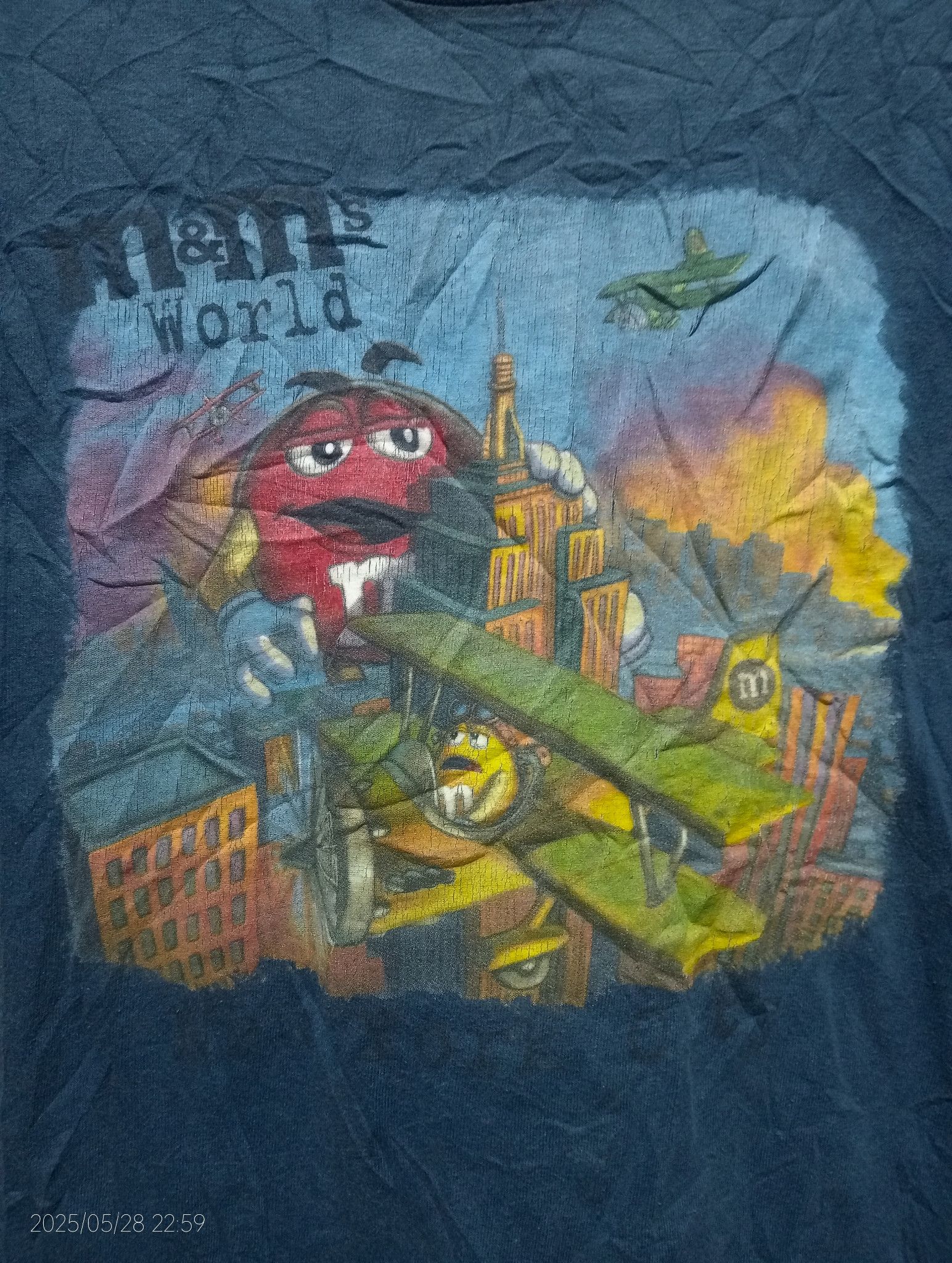 Vintage Vintage m&m's World New York City Tee Size US S / EU 44-46 / 1 - 3 Thumbnail
