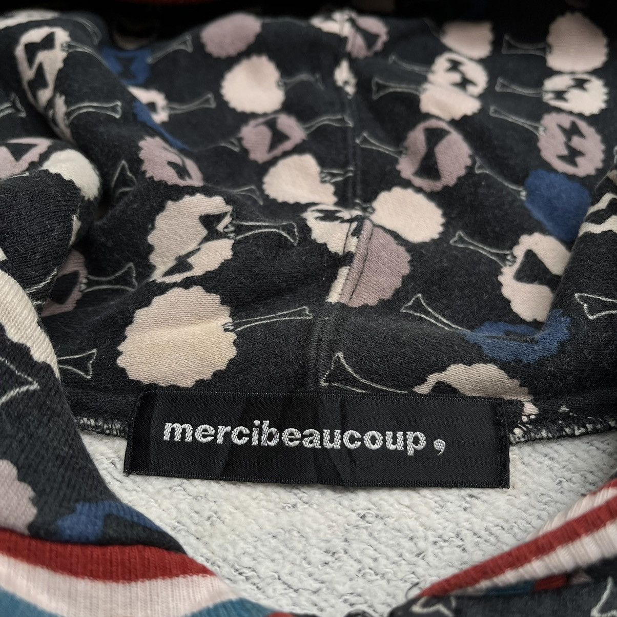 Issey Miyake × mercibeaucoup Issey Miyake Mercibeaucoup ZIpp Hoodie Full Printed Size L / US 10 / IT 46 - 12 Thumbnail