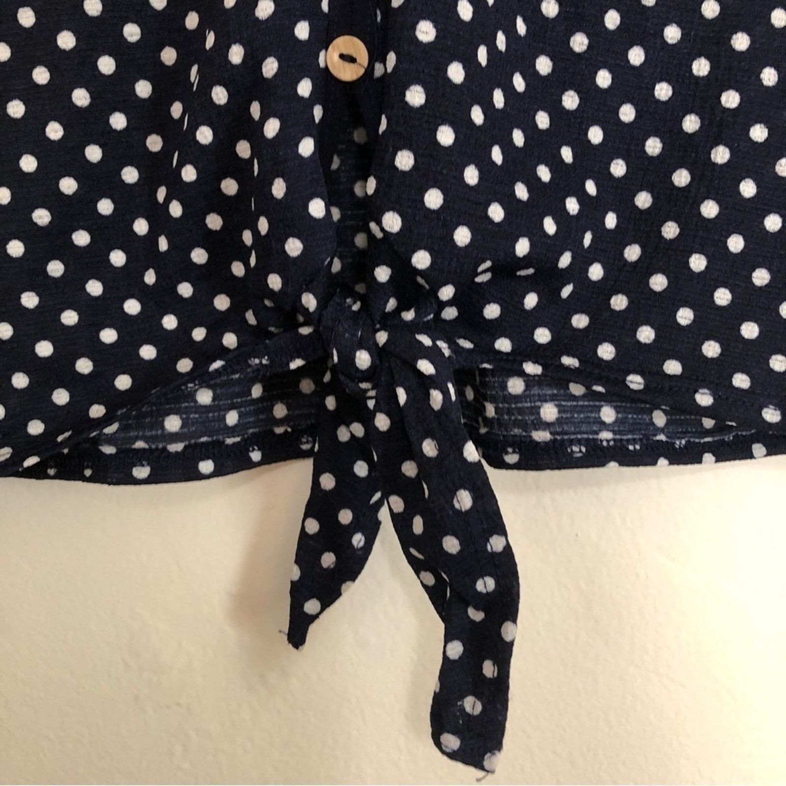 Other Lavish Navy Blue White Polka Dots Button V-Neck Blouse Top Size M / US 6-8 / IT 42-44 - 4 Thumbnail