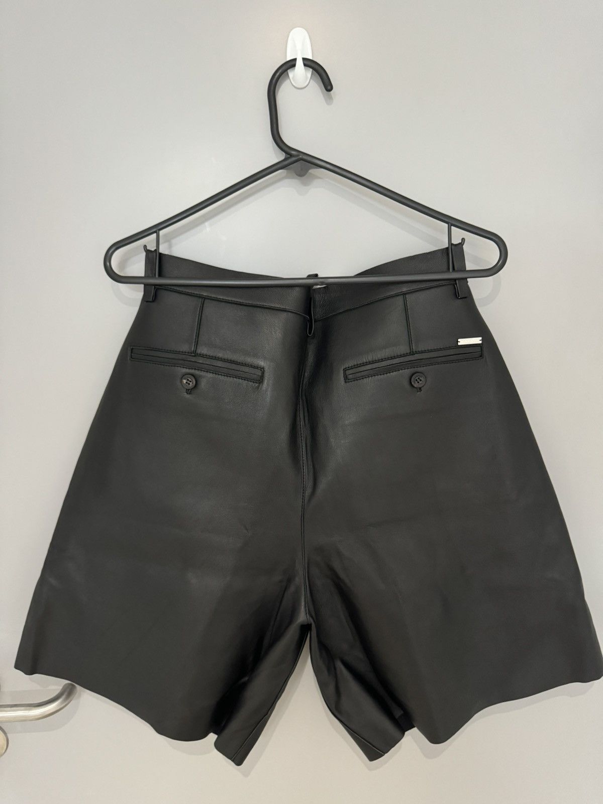 Dsquared2 Leather Wide Shorts Size US 32 / EU 48 - 2 Thumbnail