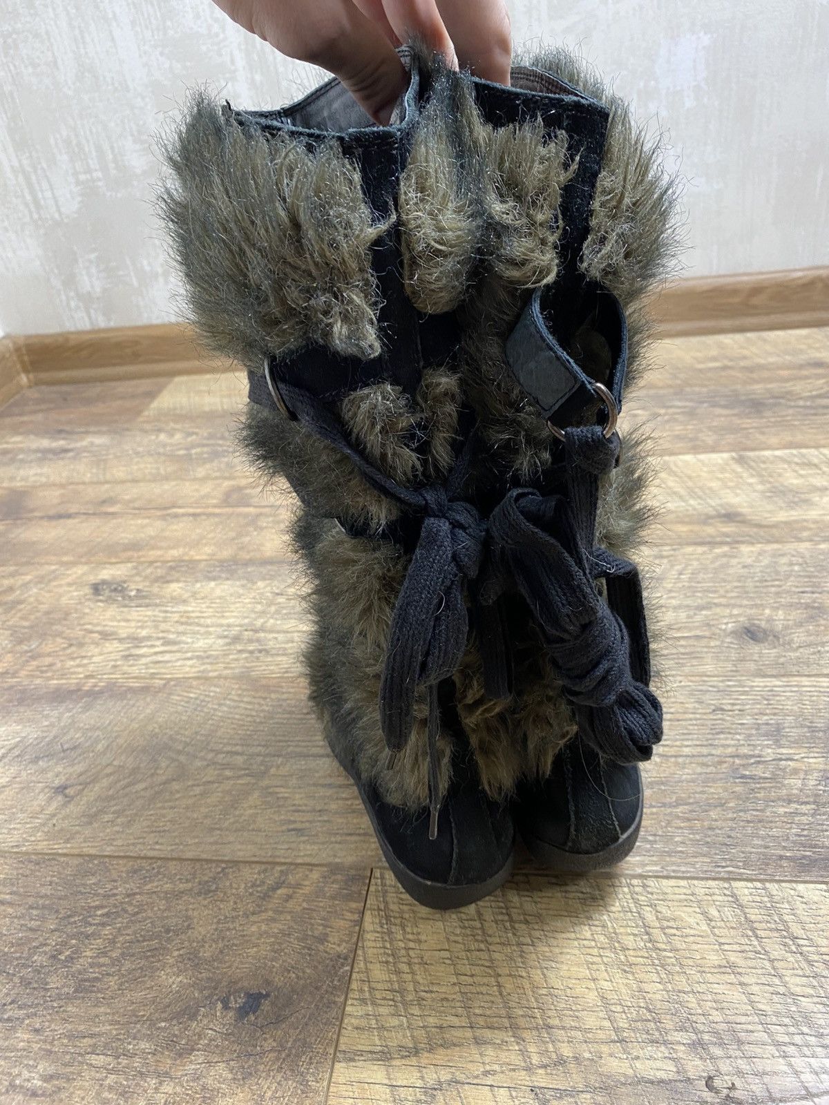 Vagabond Vagabond Vintage Shaggy Faux Fur Moon Boots Y2K Size US 8 / IT 38 - 2 Thumbnail
