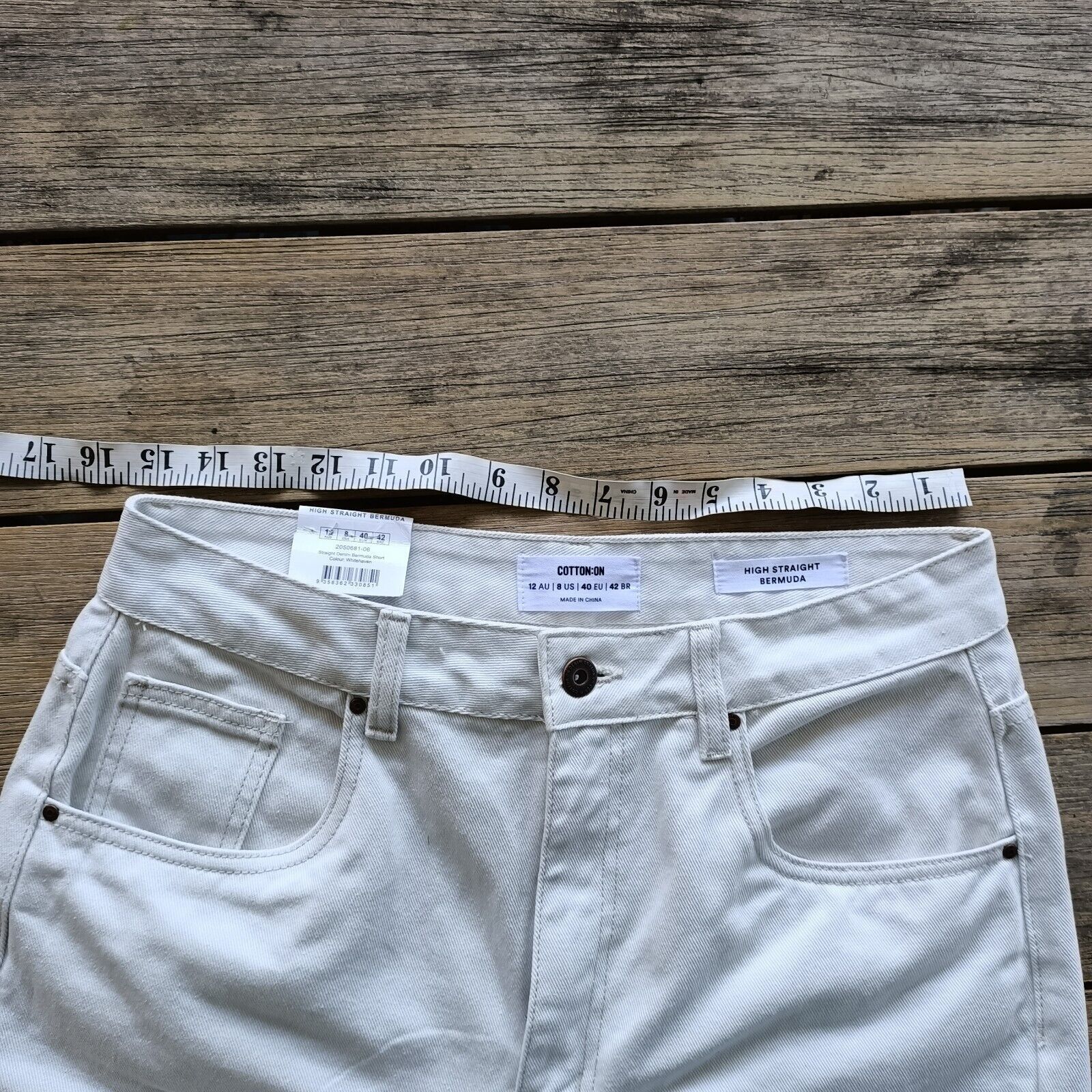 Cotton On Cotton On Shorts Denim High Waisted Bermuda Distressed Size 30" / US 8 / IT 44 - 7 Thumbnail