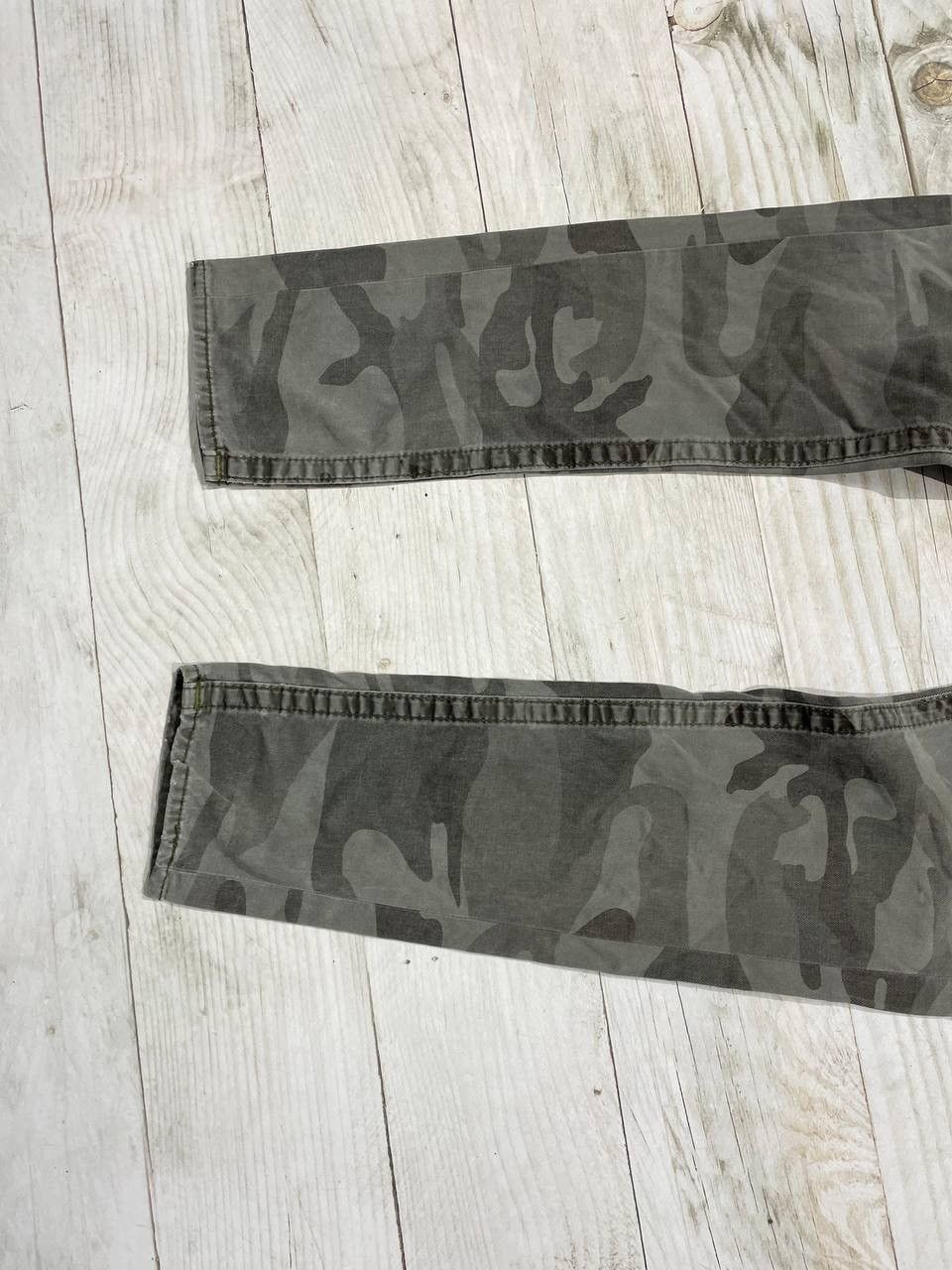True Religion Vintage True Religion Geno Denim Jeans Camo Y2K Size US 30 / EU 46 - 5 Thumbnail