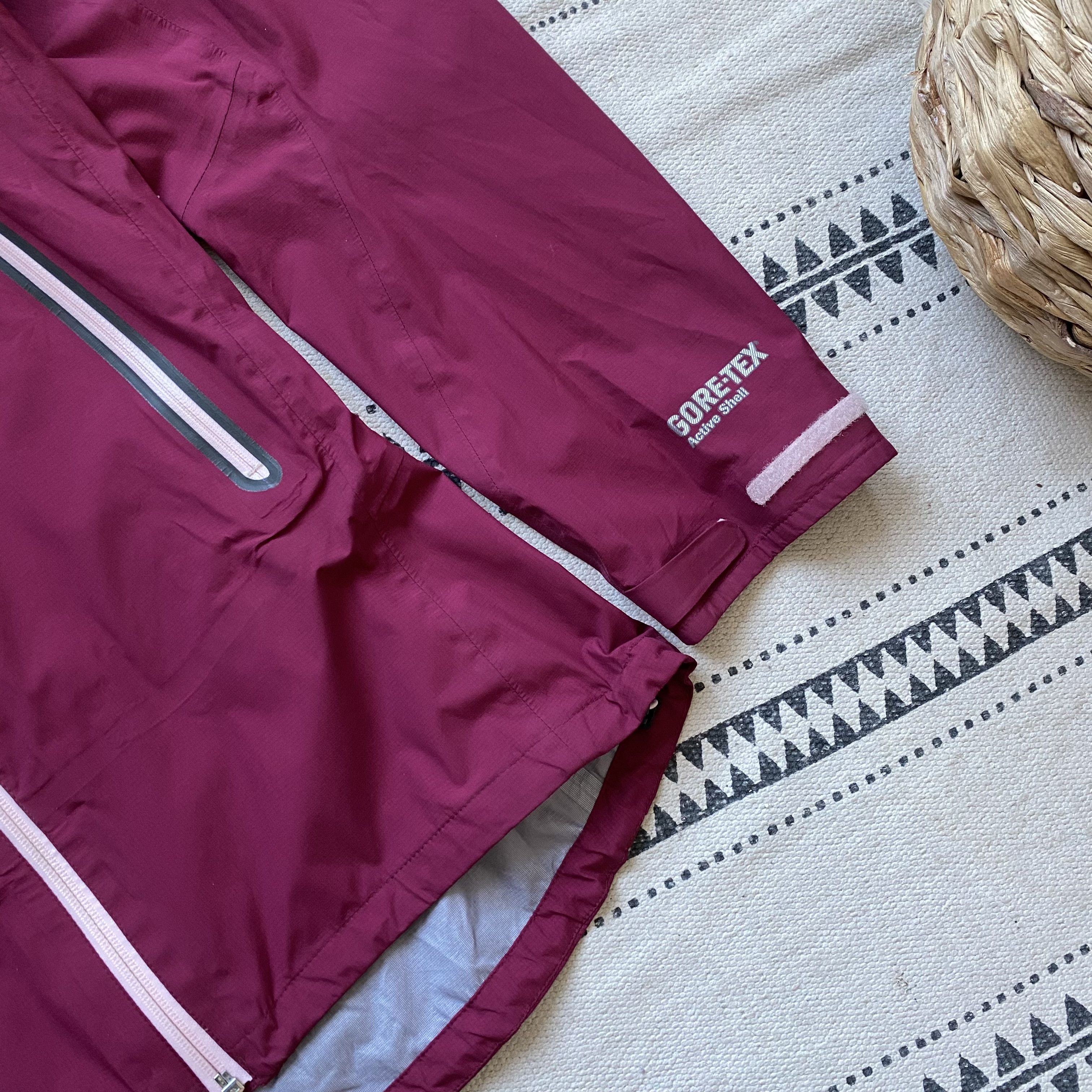 Mountain Equipment Company Gorpcore Mountain Equipment Gore-Tex jacket light outdoor Size M / US 6-8 / IT 42-44 - 6 Thumbnail