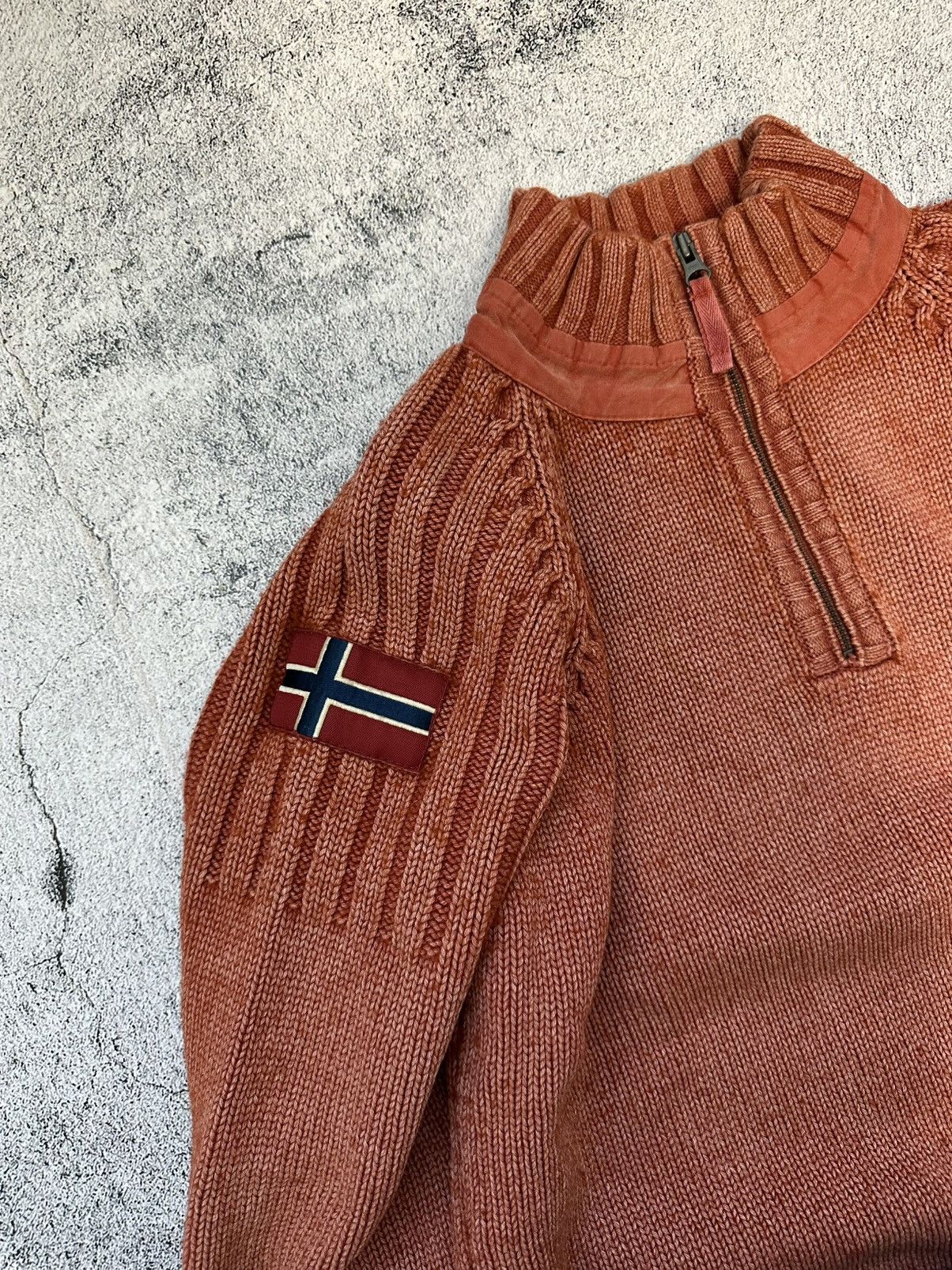 Napapijri Napapijri Heavyweight 1/4 Zip Sweater Made In Italy Size US L / EU 52-54 / 3 - 6 Thumbnail