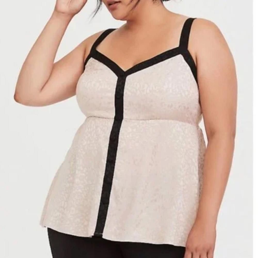 Torrid Torrid l Tan Jacquard Leopard Print Babydoll Blouse Size 00 Size XL / US 12-14 / IT 48-50 - 8 Thumbnail