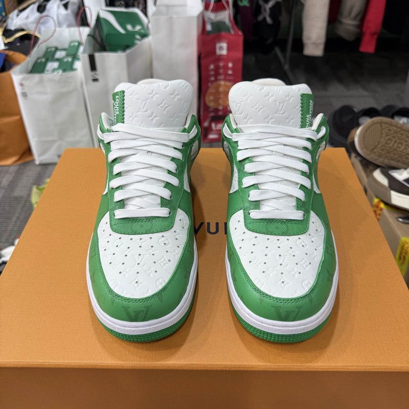 Louis Vuitton Nike x Louis Vuitton Green Air Force 1 Low -2505 Size US 10.5 / EU 43-44 - 2 Thumbnail
