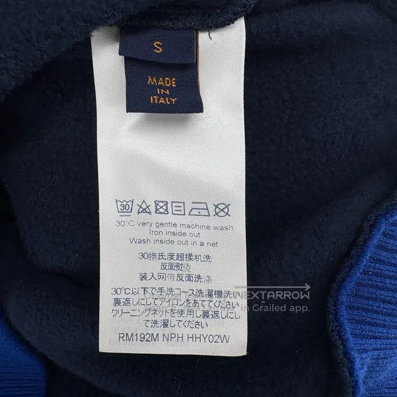 Louis Vuitton Louis Vuitton Portrait logo half zipper sweatshirt Size US S / EU 44-46 / 1 - 7 Thumbnail