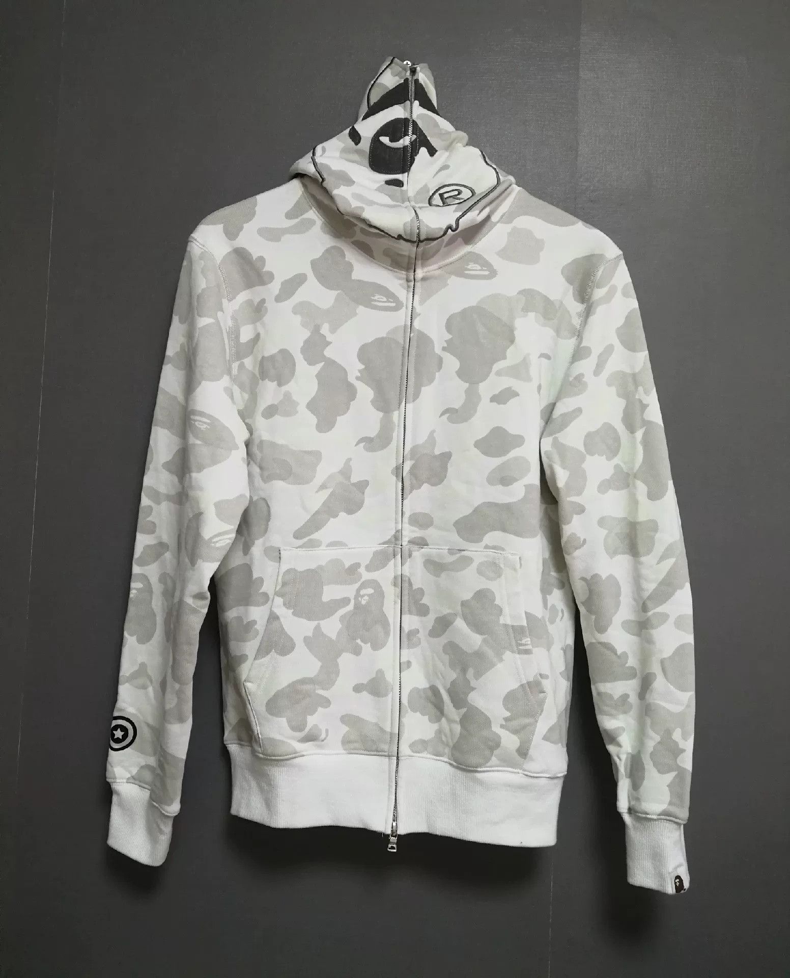 Bape 1993 BAPE Ape Head Camo Zip Hoodie Size US L / EU 52-54 / 3 - 1 Thumbnail