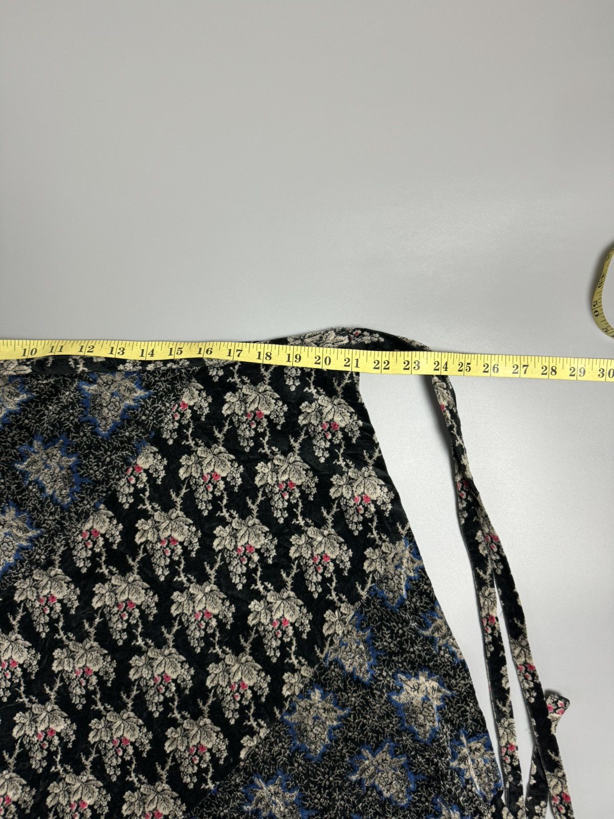 Comme des Garcons Comme Des Garcons AD2001 Flora Wrap Skirt Size 22" - 15 Thumbnail