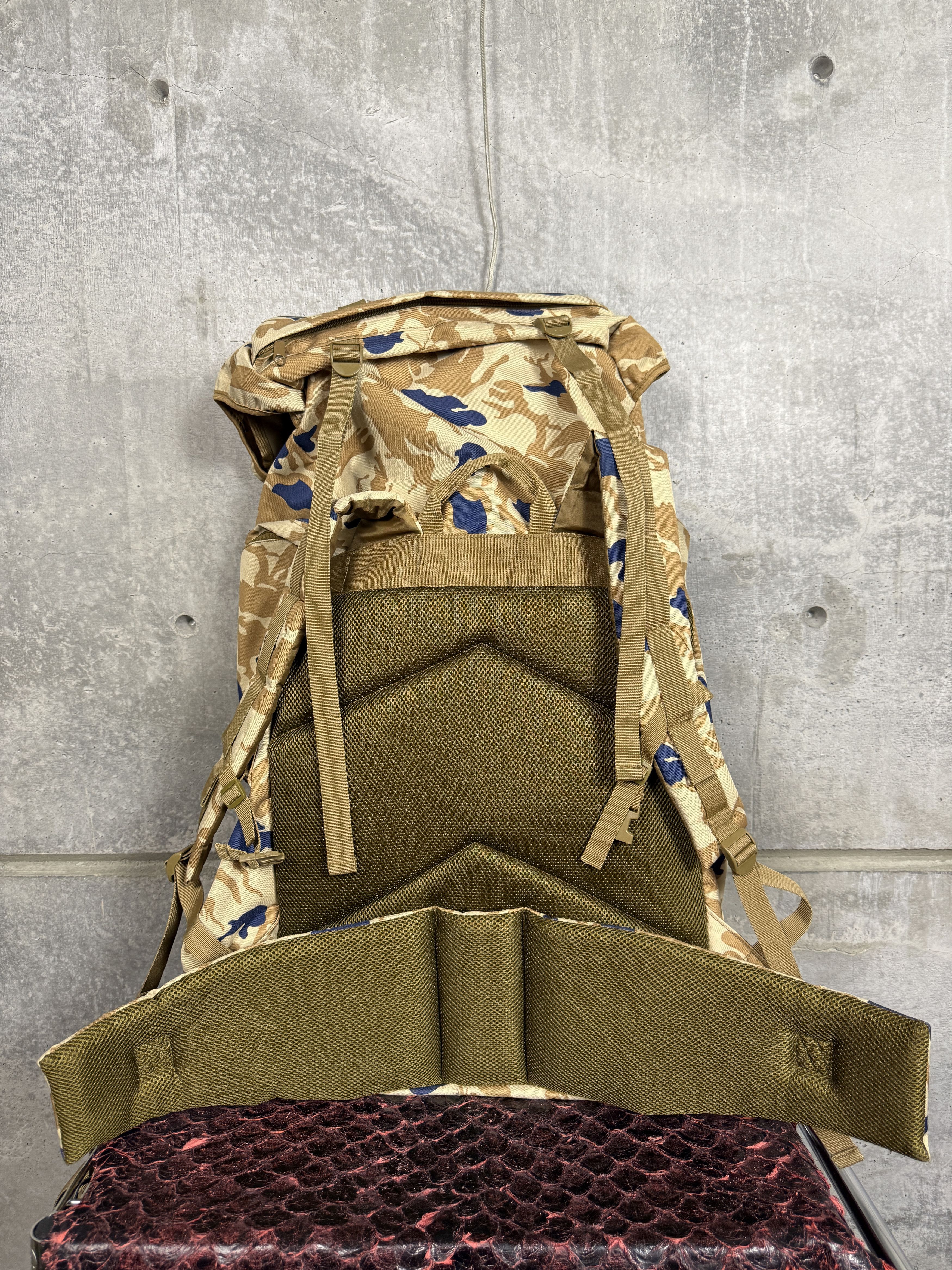Gosha Rubchinskiy HUUGE Gosha Rubchinskiy Large Camo Backpack Size ONE SIZE - 3 Thumbnail