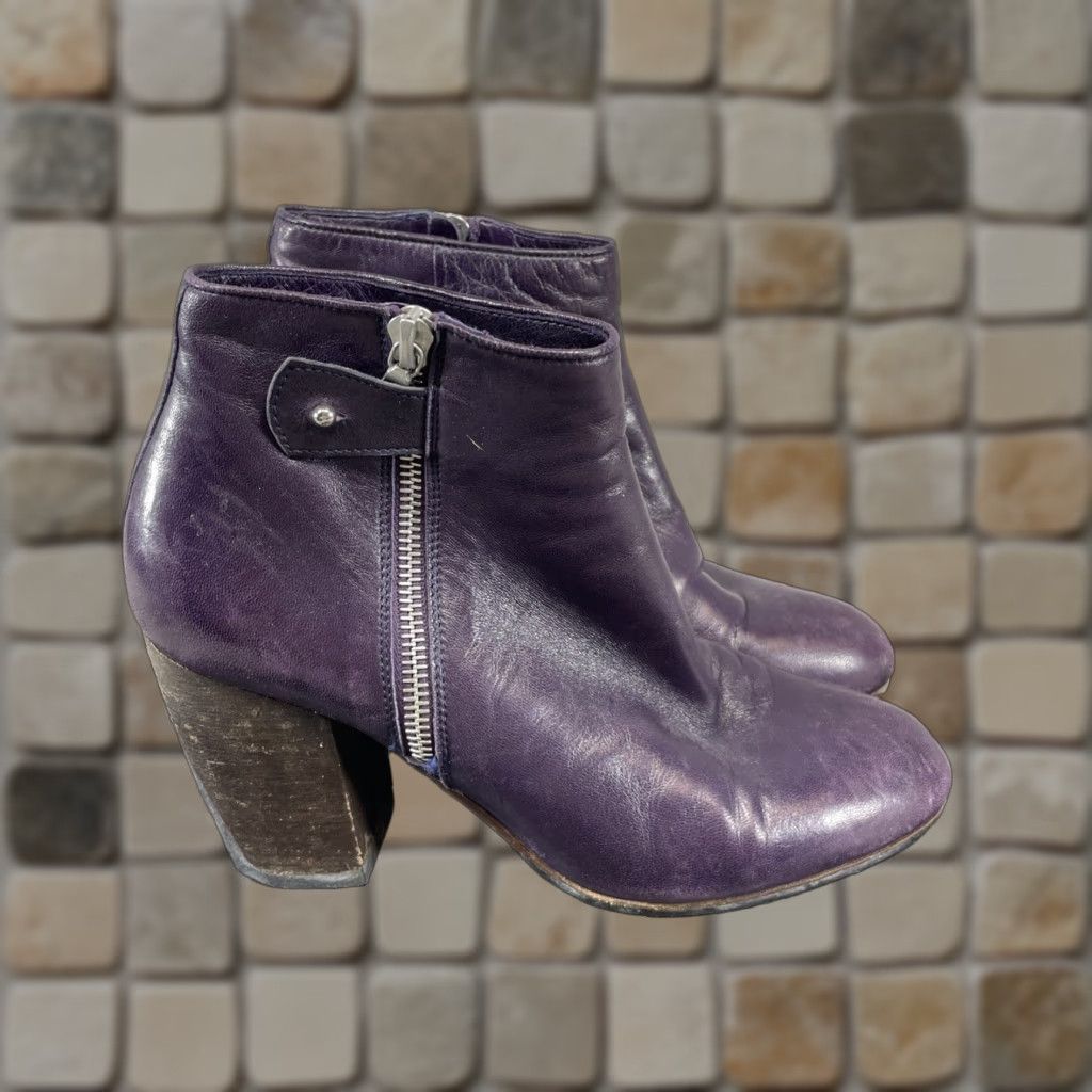 Dries Van Noten VINTAGE Dries Van Noten Leather Bootie Womens Size 37 EU 6.5 US Purple Ankle Block Heel Zip Shoes Size US 6.5 / IT 36.5 - 1 Thumbnail