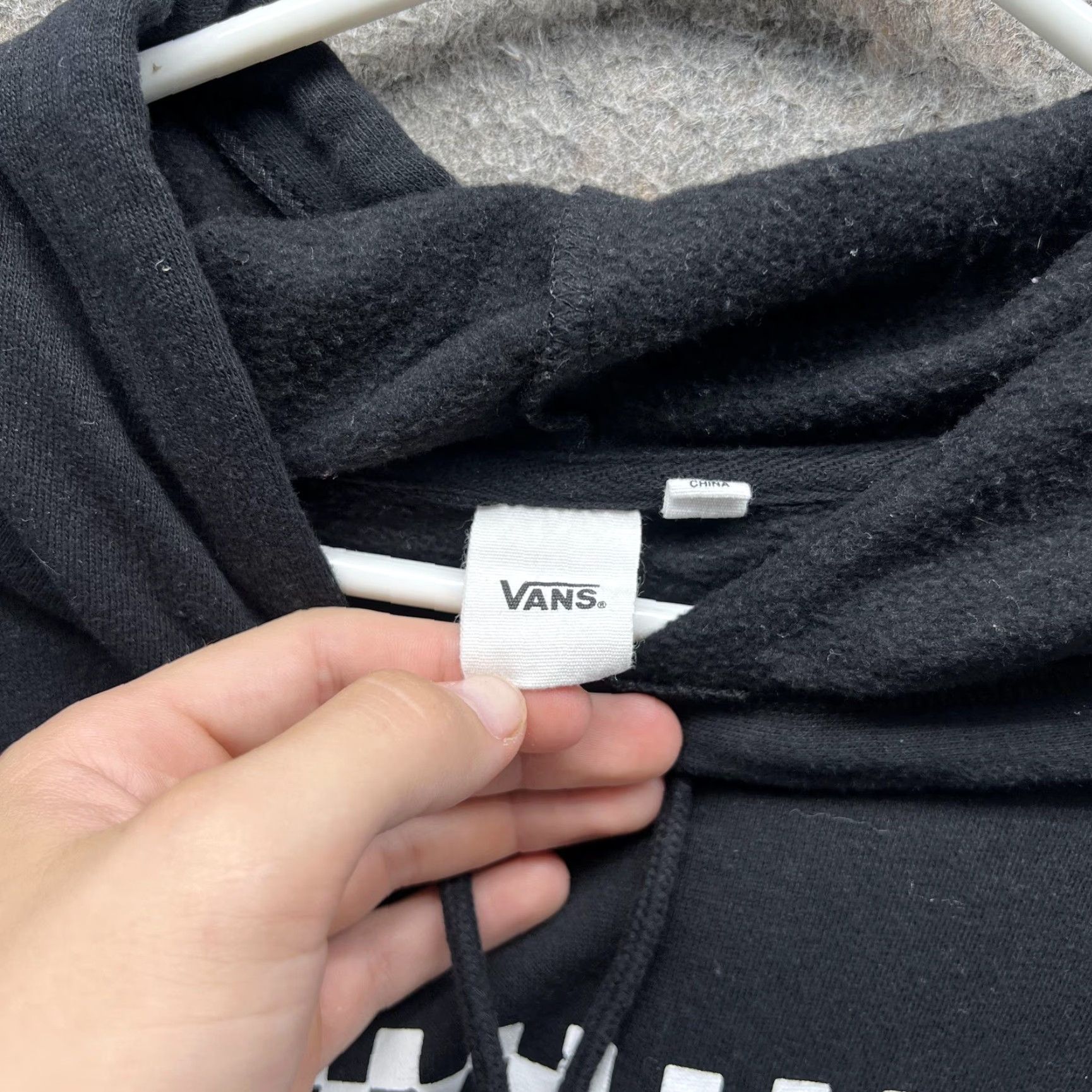 Vans Vans Hoodie Womens XL Black OFF THE WALL Cropped Fleece Pullover Sweatshirt Size XL / US 12-14 / IT 48-50 - 7 Thumbnail