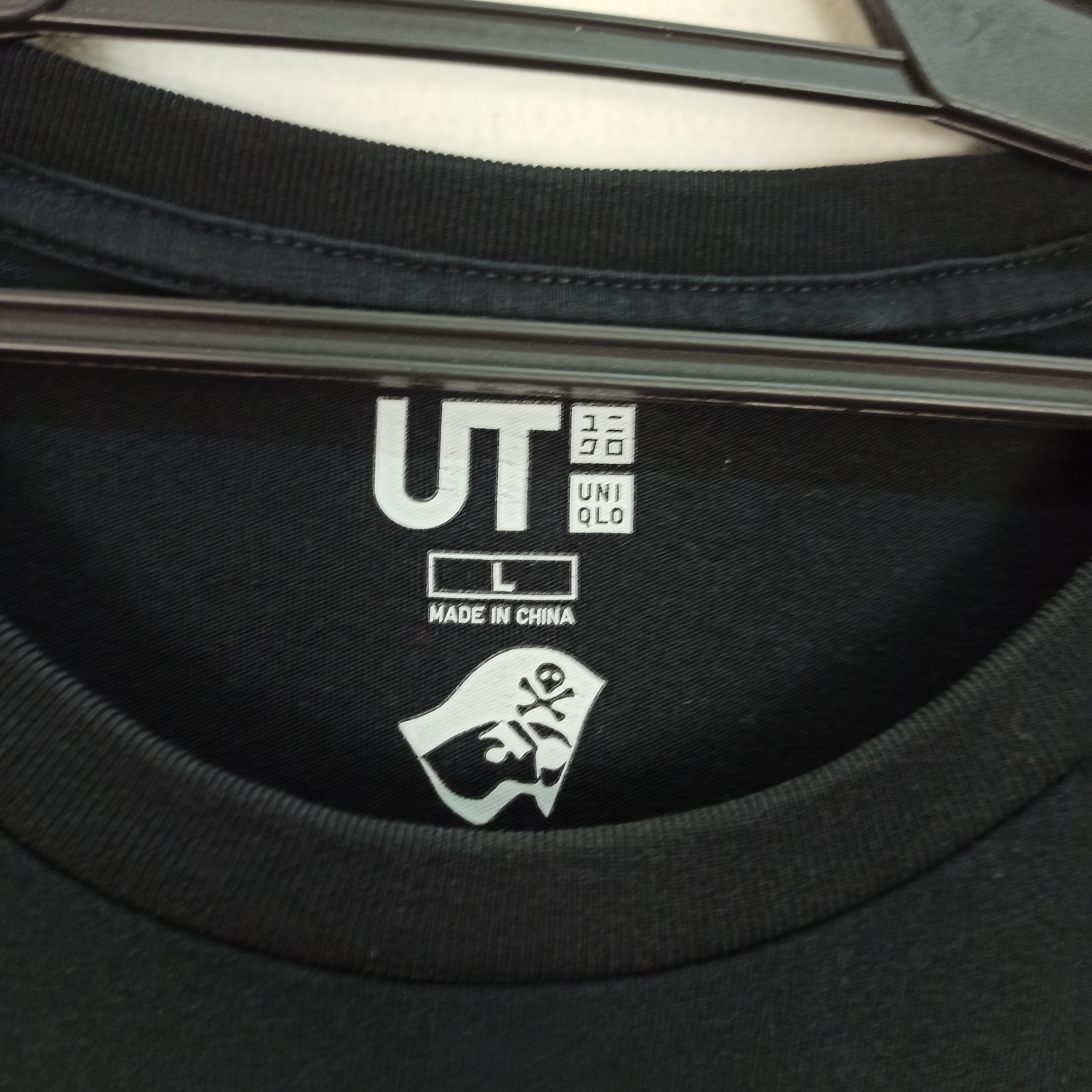 Anime Rare Hunter X Hunter Anime Japan By Uniqlo Size US L / EU 52-54 / 3 - 7 Thumbnail