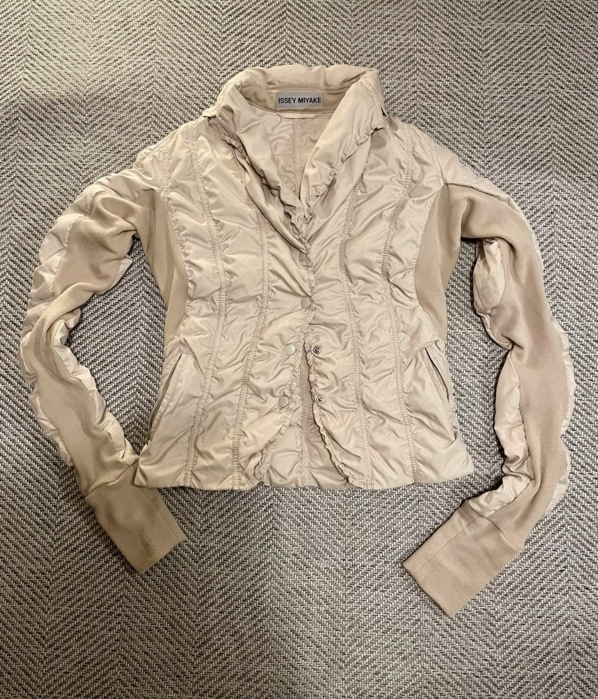 Issey Miyake Issey Miyake Pleated Top / Blouse K24 Size L / US 10 / IT 46 - 1 Thumbnail