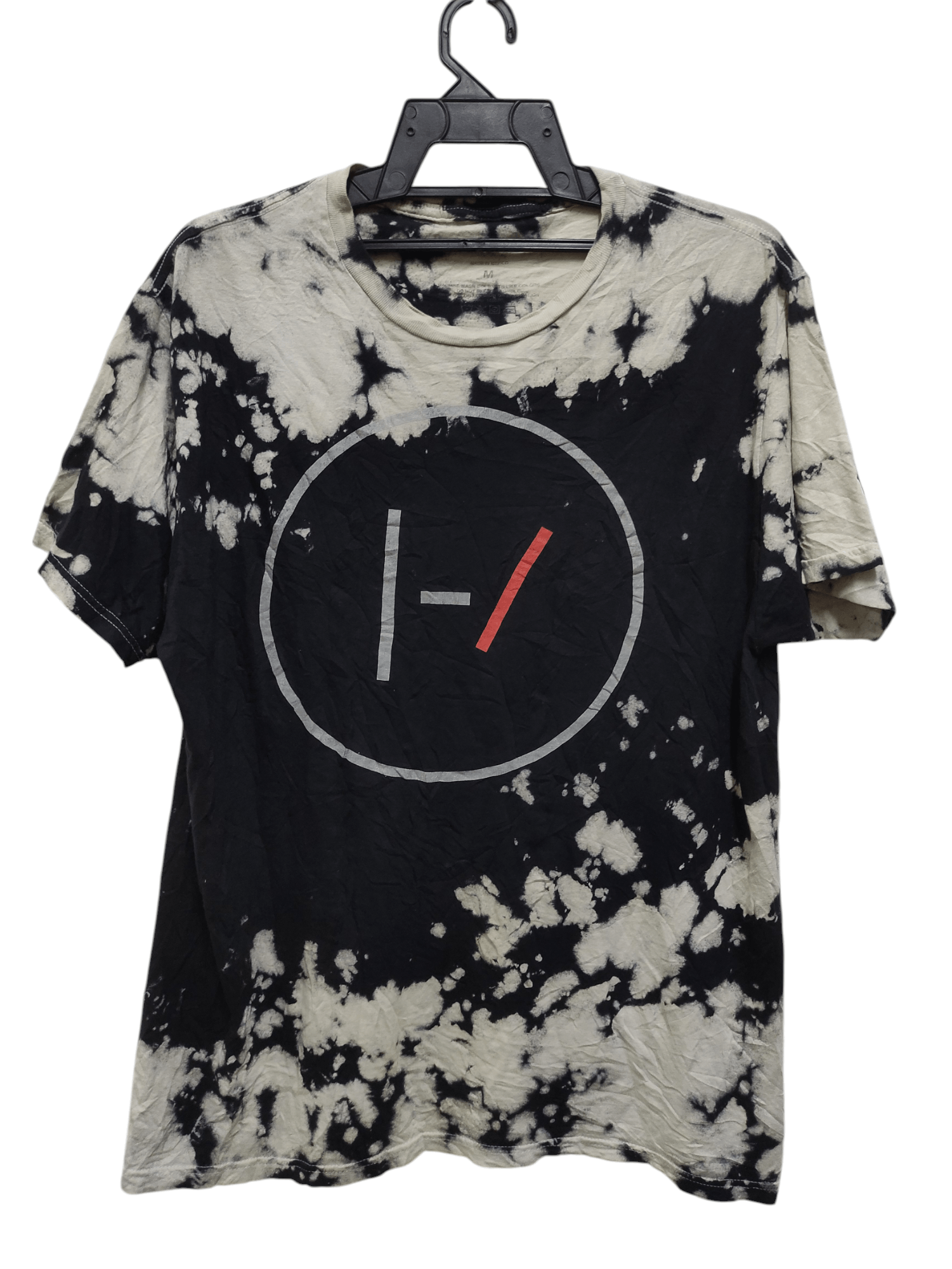 Band Tees 🔥rare 21 PILOTs tie dye band tee mosquitohead Size US M / EU 48-50 / 2 - 1 Thumbnail