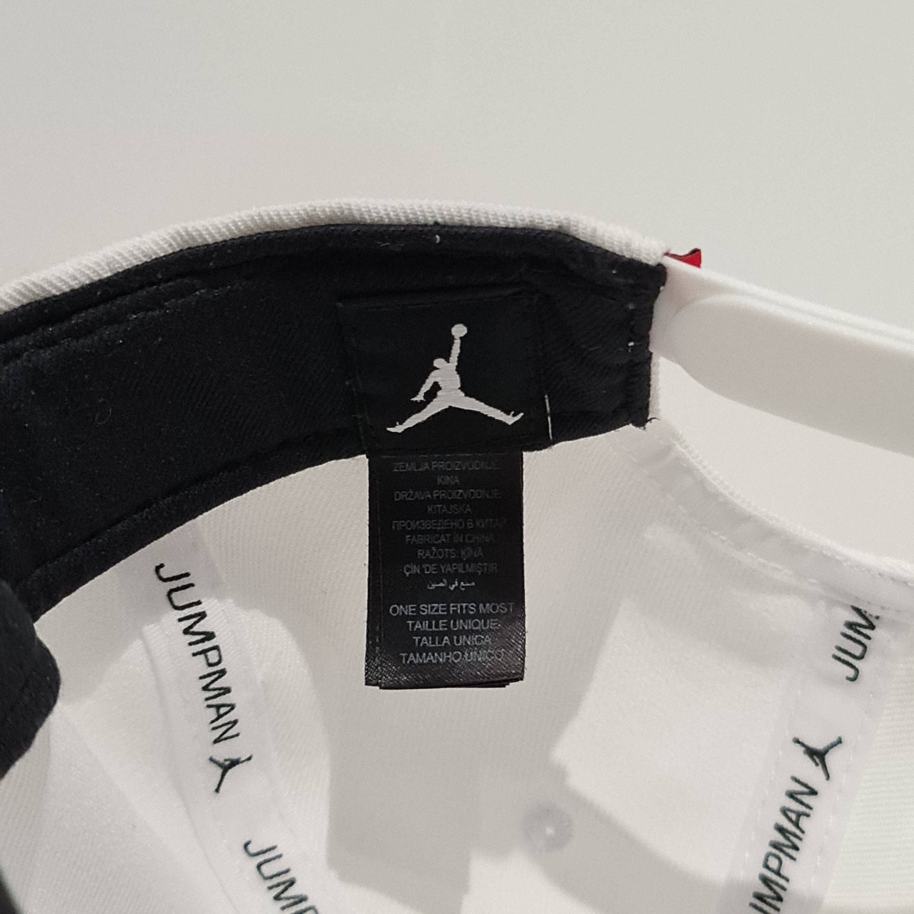 Jordan Brand Jordan Cap Snapback 'AJ1 x Paris Saint-Germain' White Size ONE SIZE - 8 Thumbnail