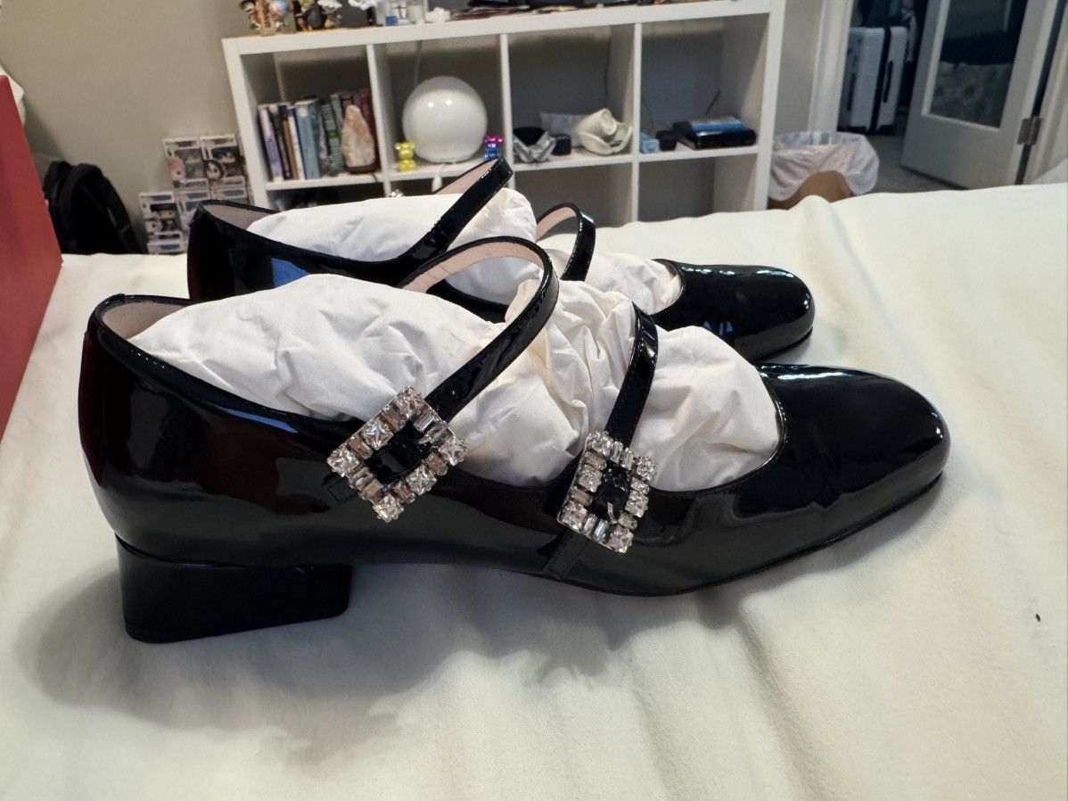 Roger Vivier ROGER VIVIER Mini Très Vivier patent leather Mary Jane pumps Size US 6.5 / IT 36.5 - 3 Thumbnail