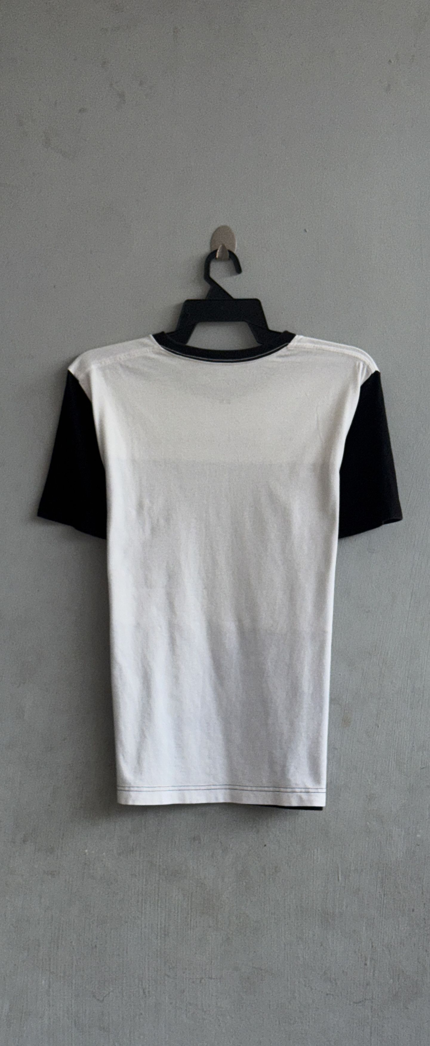 Uniqlo Keith Haring Uniqlo T-Shirt Size US M / EU 48-50 / 2 - 3 Thumbnail