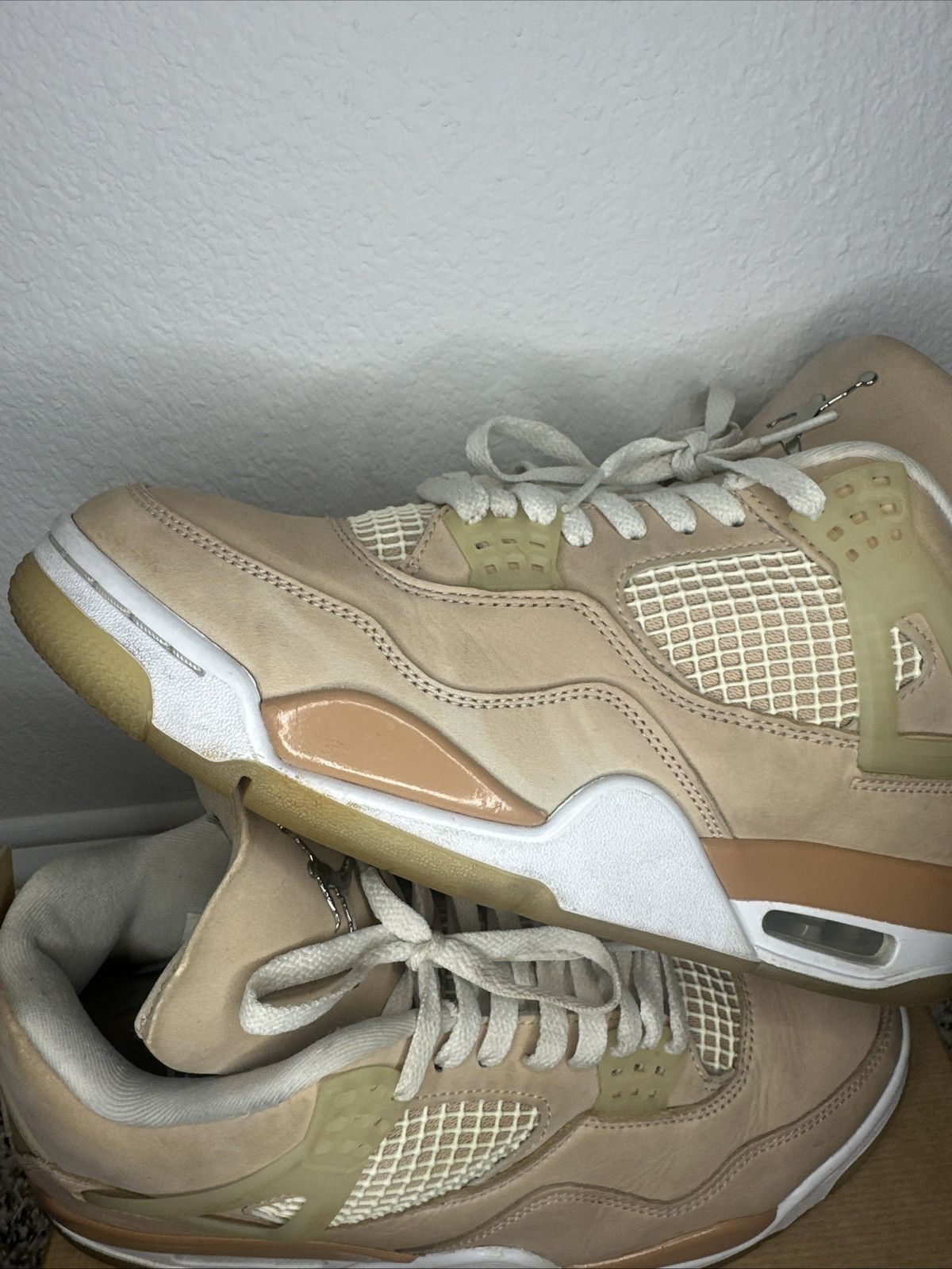 Jordan Brand Size 9 - Air Jordan 4 Retro Shimmer 10.5W/9M Size US 9 / EU 42 - 4 Thumbnail