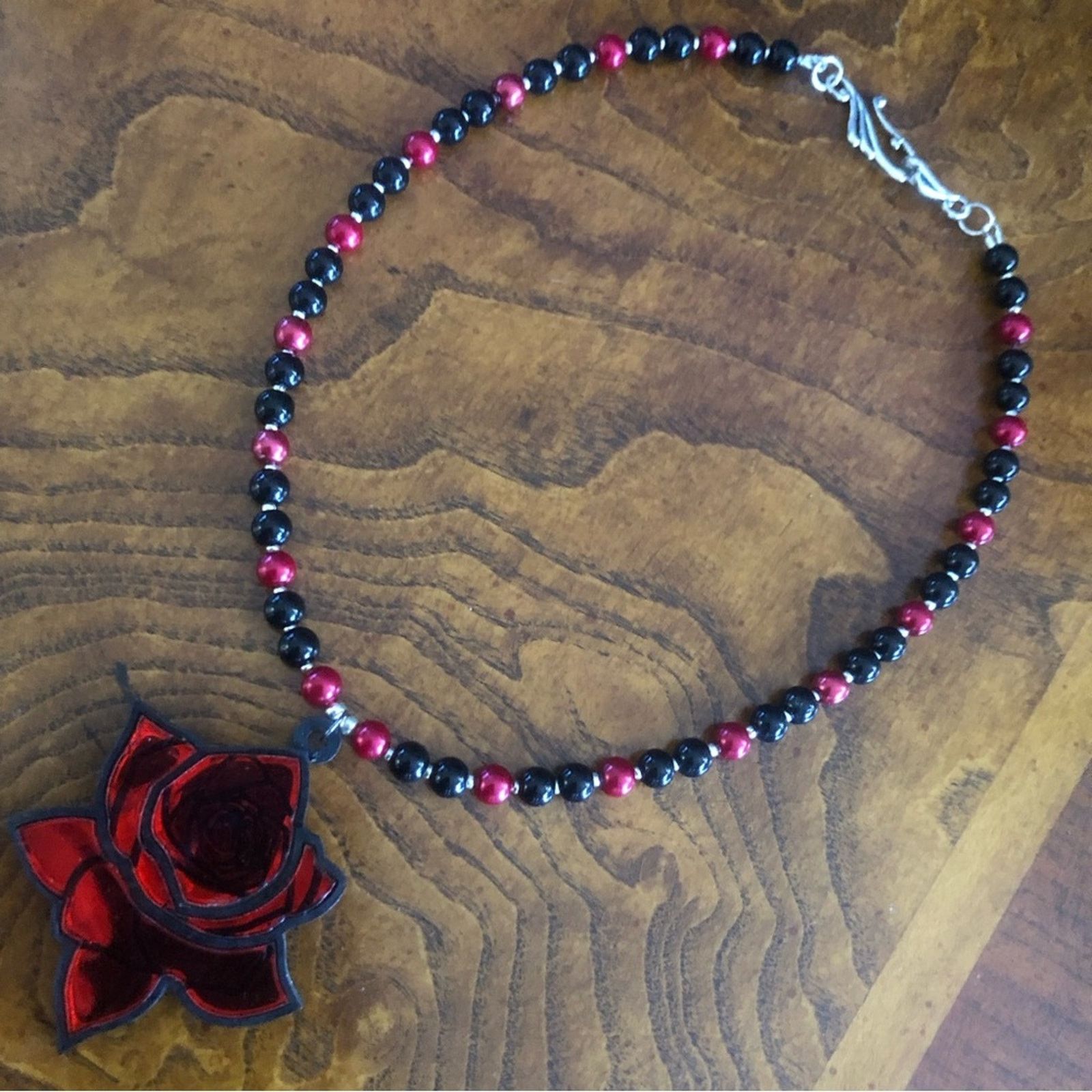 Handmade Handcrafted repurpose large textured rose Pearl necklace Size ONE SIZE - 8 Thumbnail