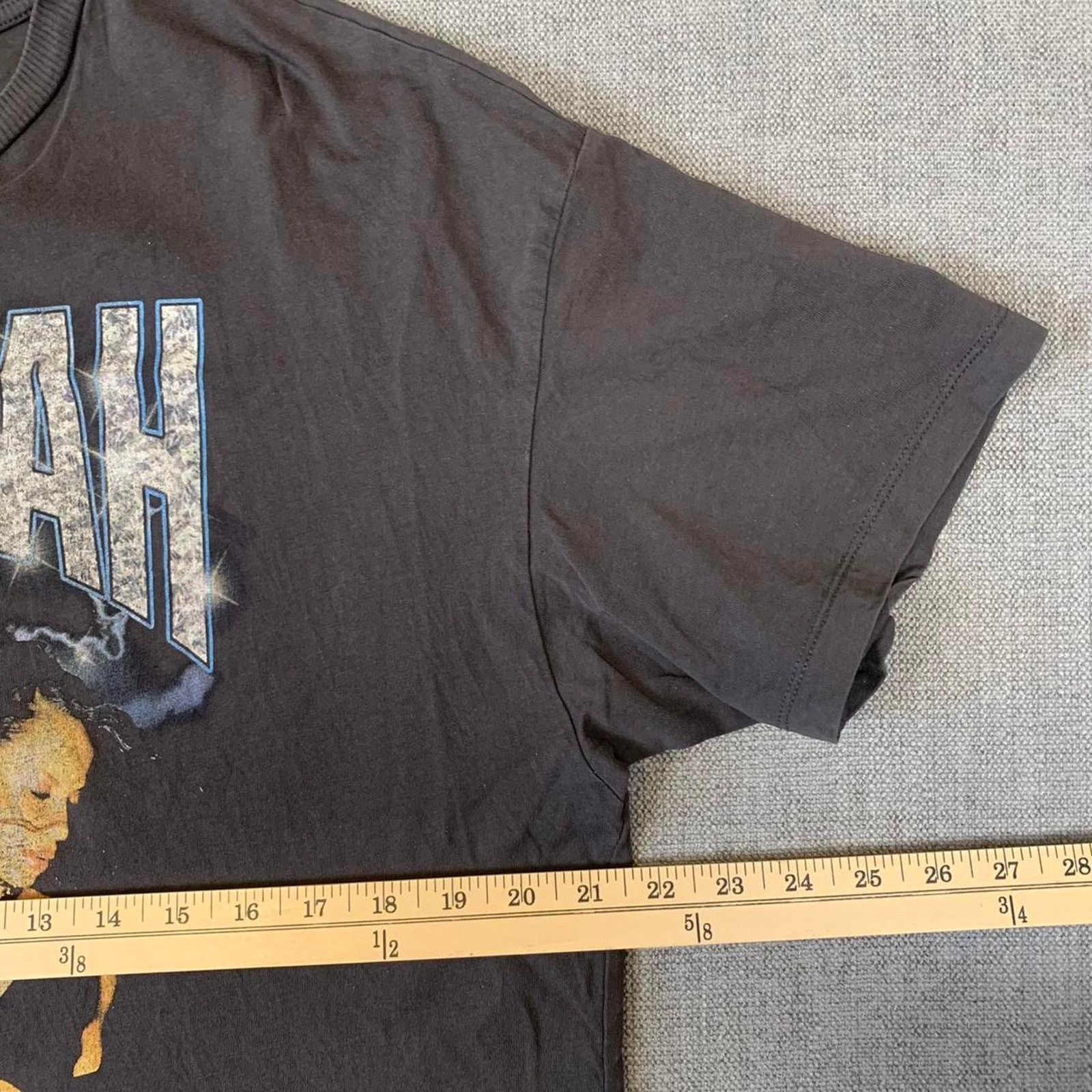 Divided Y2K Aaliyah baby girl rap t-shirt Size US L / EU 52-54 / 3 - 6 Thumbnail