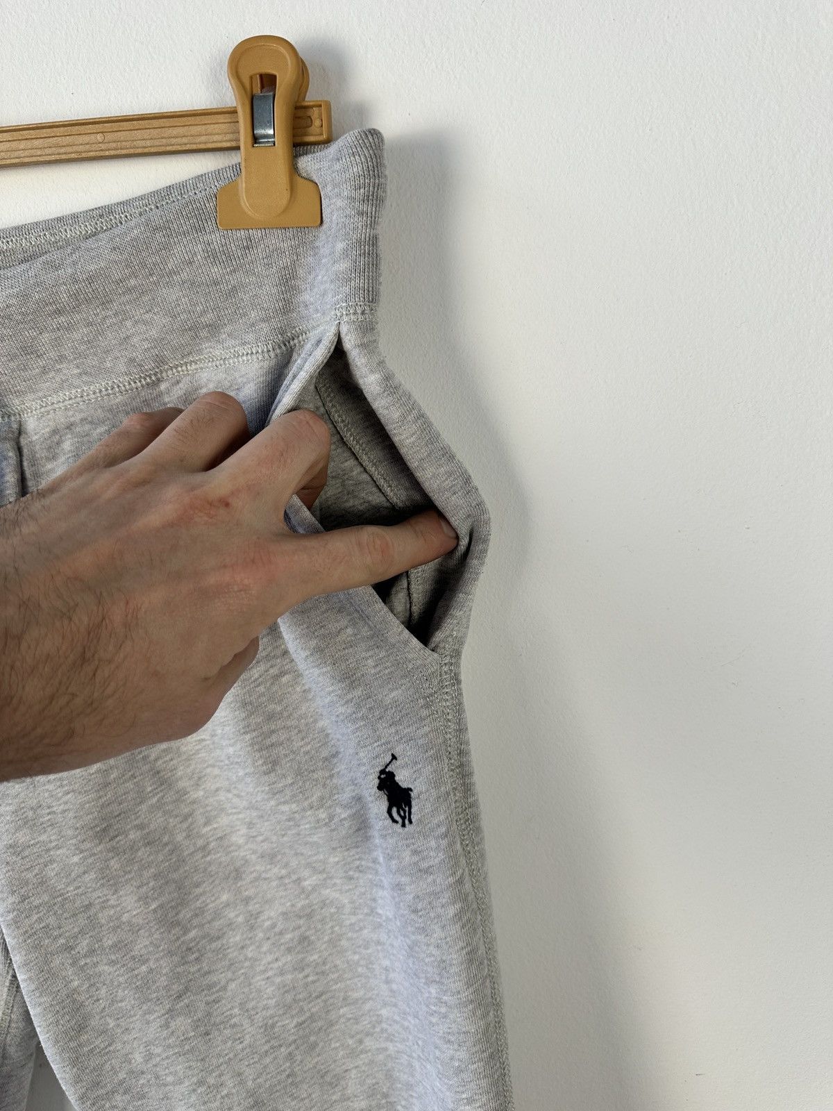 Polo Ralph Lauren POLO RALPH LAUREN Jogger Sweatpants Size S Grey Track Pants Size US 30 / EU 46 - 7 Thumbnail