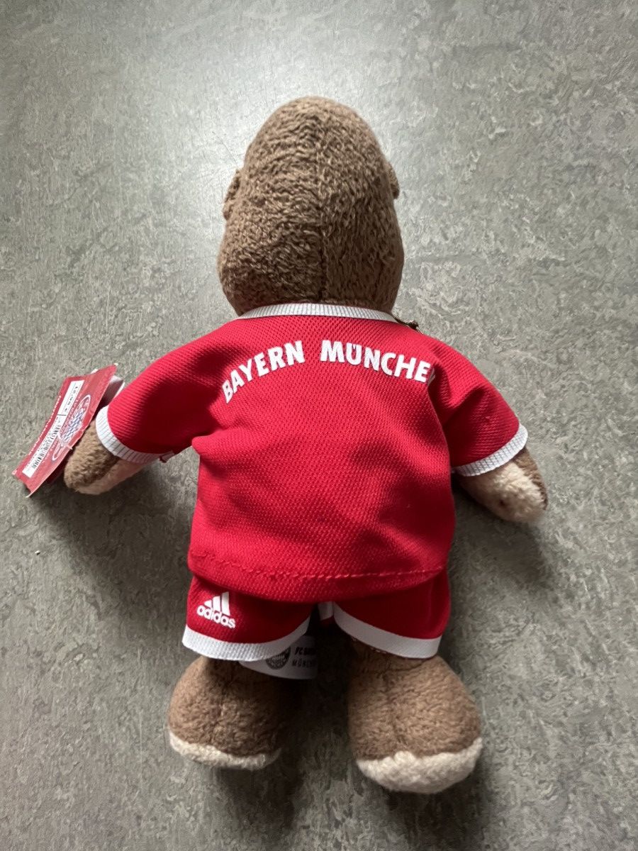 Designer FC Bayern Munich Berni Mascot Plush Toy 🧸 Official Product Size ONE SIZE - 4 Thumbnail