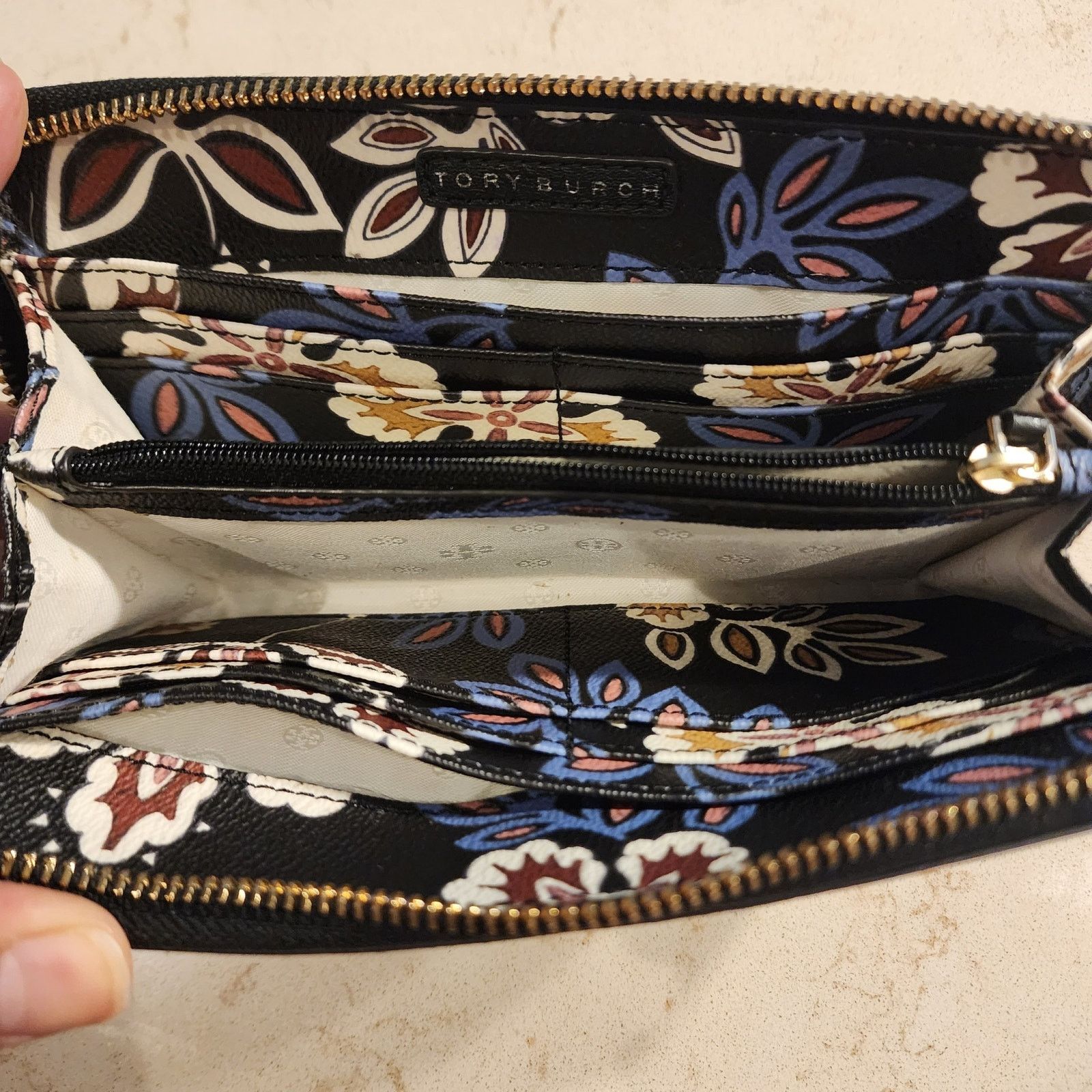 Tory Burch Tory Burch floral kerrington hopewell zip continental wallet Size ONE SIZE - 6 Thumbnail