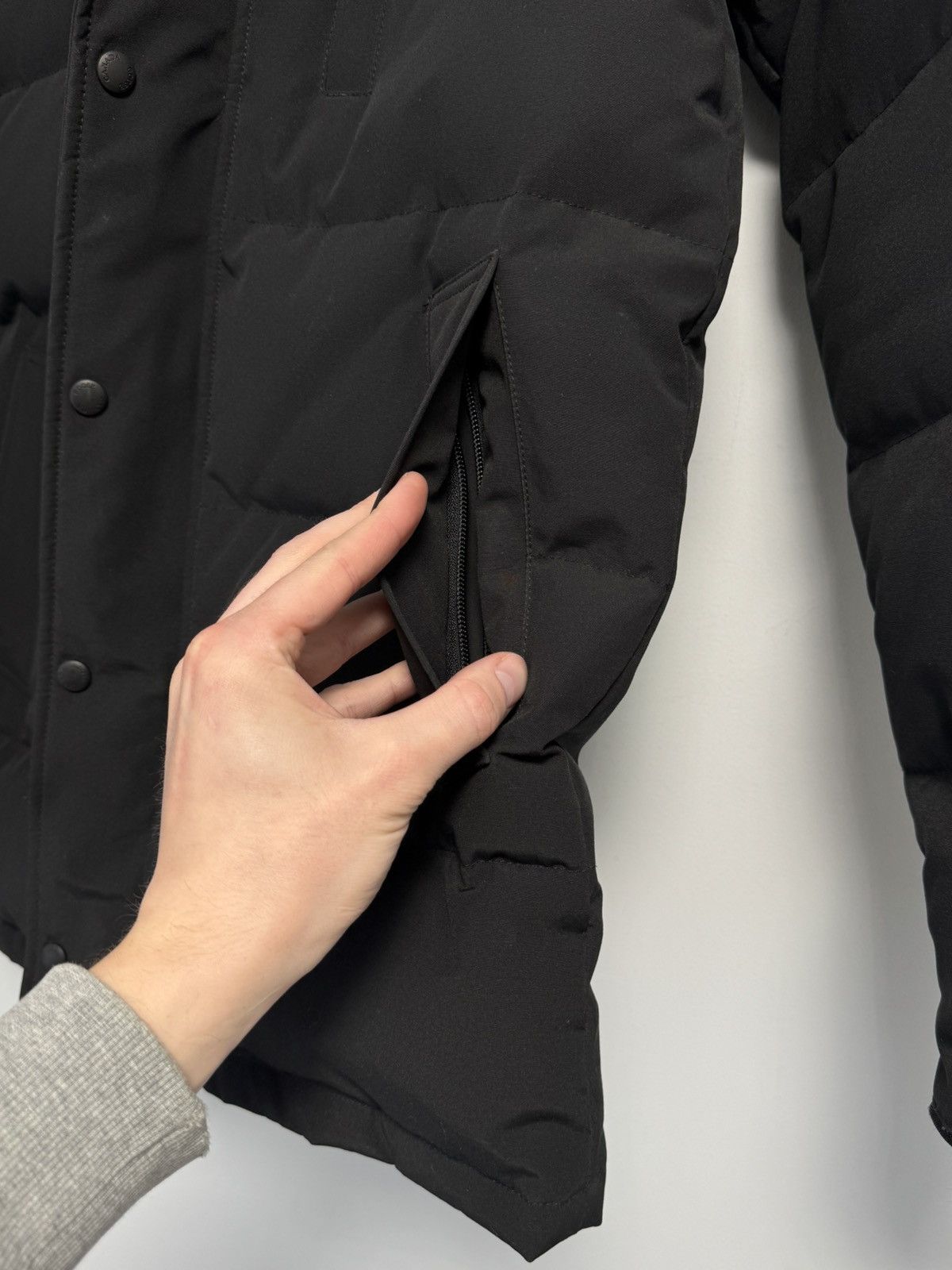 Canada Goose Canada Goose Wyndham Parka Black XS Arctic Program Fur Down Size US XS / EU 42 / 0 - 14 Thumbnail