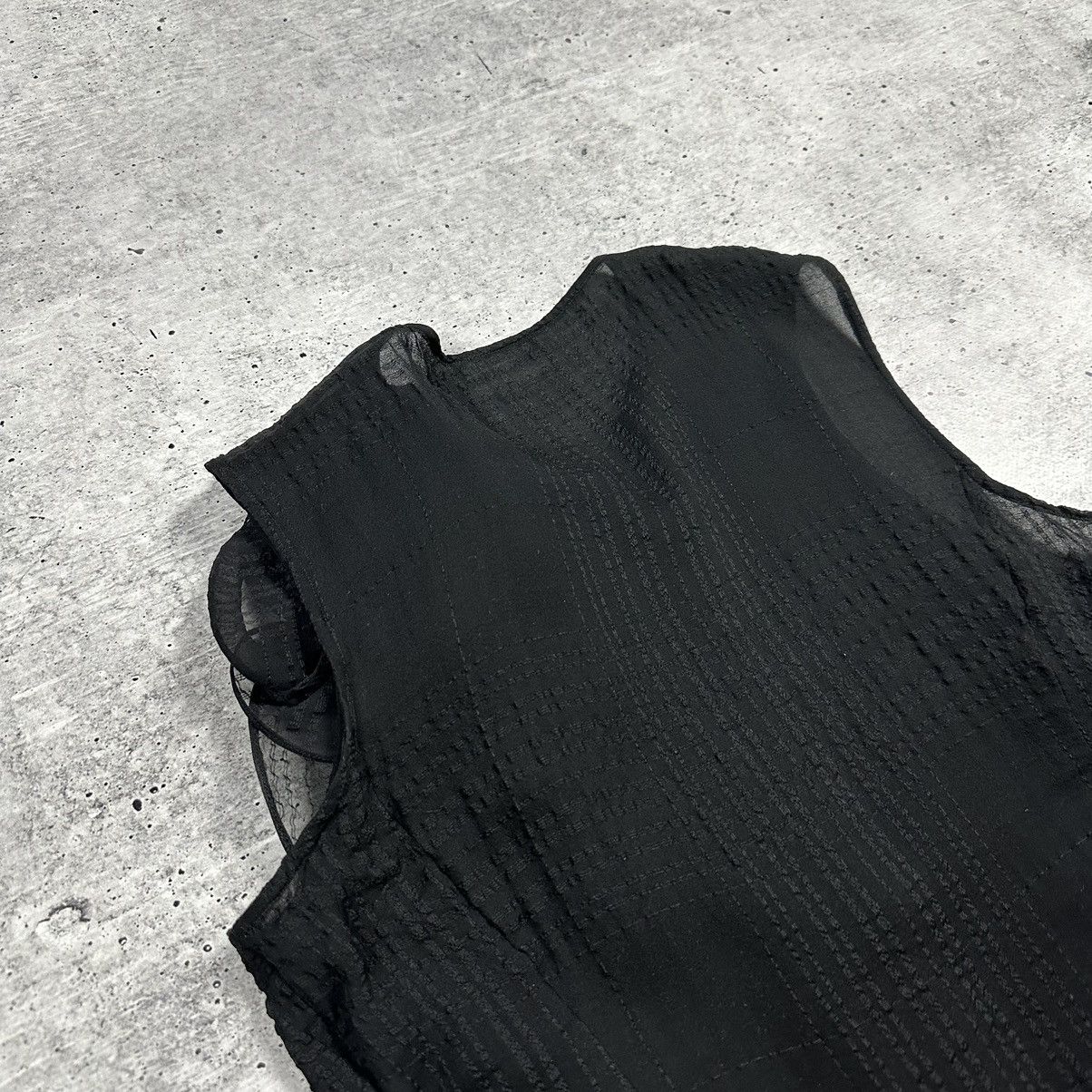 Emporio Armani Emporio Armani Black Sheer Crepe Sleeveless Bow Top Silk Size XS / US 0-2 / IT 36-38 - 9 Thumbnail