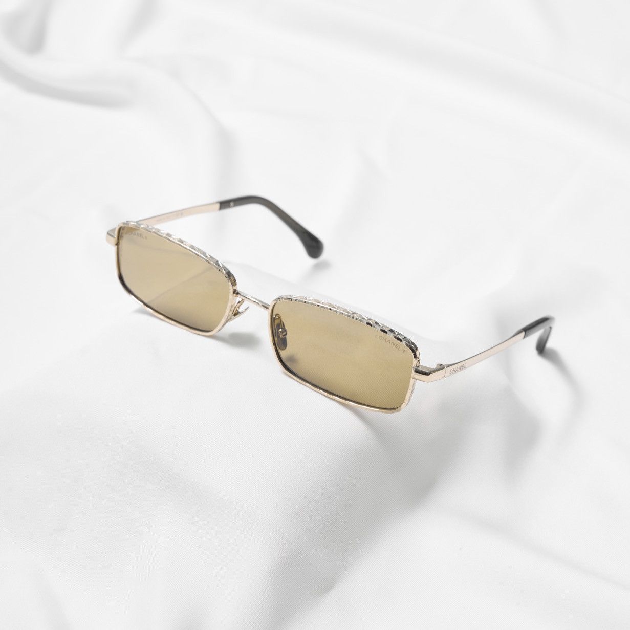Chanel CHANEL 0CH4295 C468/2 SUNGLASSES Size ONE SIZE - 1 Thumbnail