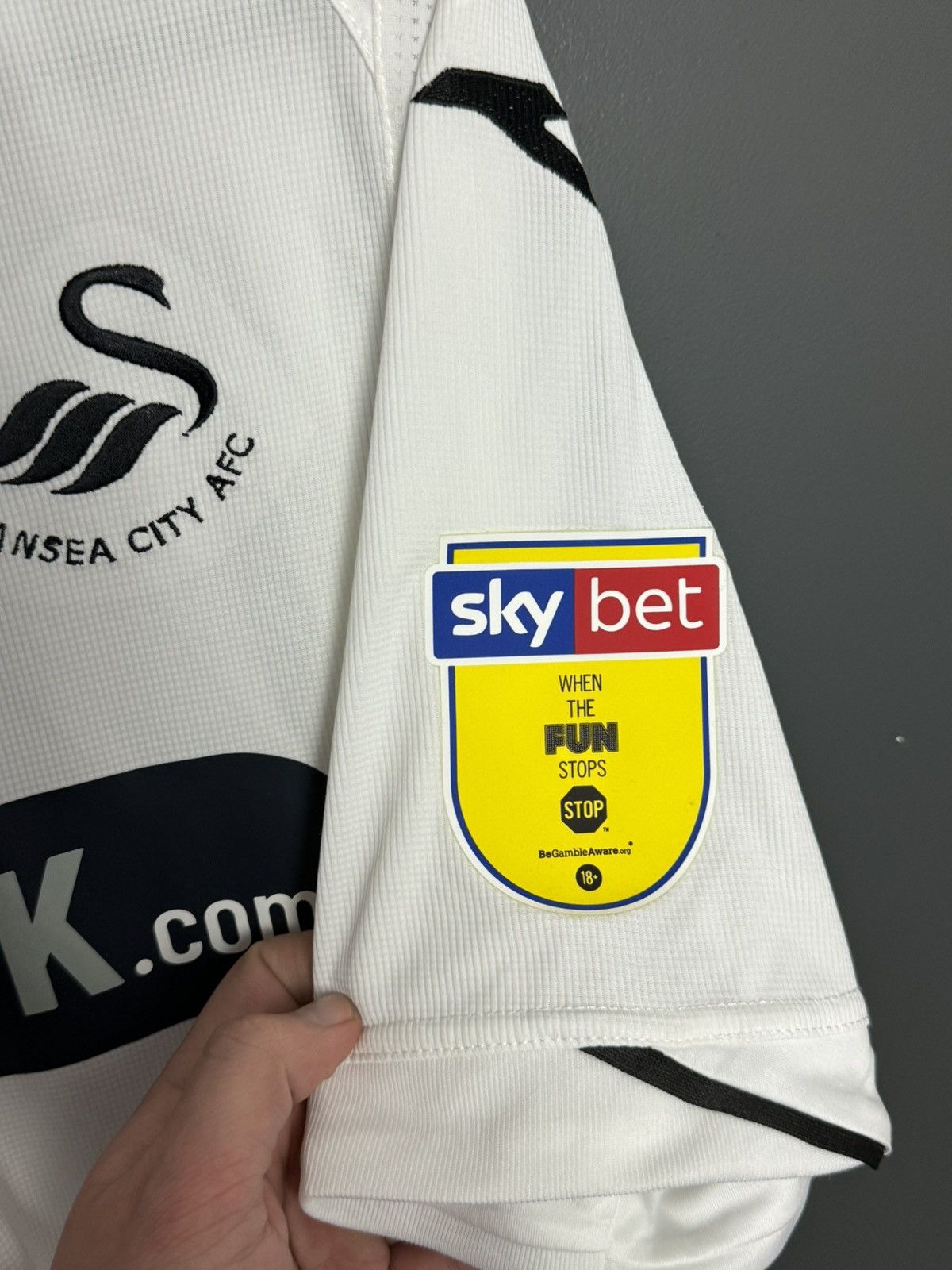 Joma Swansea City 18/19 Home Carter-Vickers Football Jersey Size US L / EU 52-54 / 3 - 6 Thumbnail