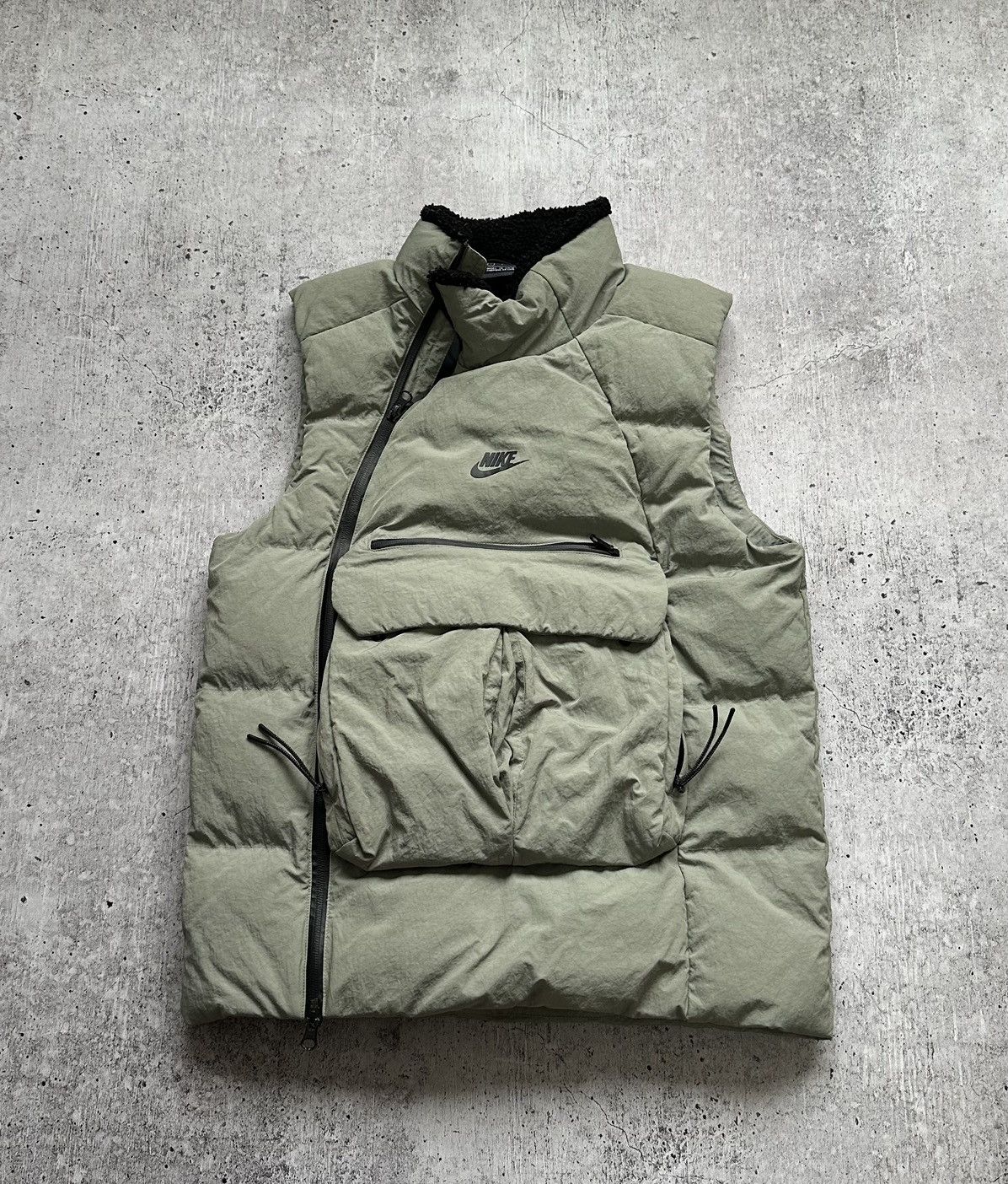 Nike Nike Sportswear Tech Pack Stucco Vest Size US S / EU 44-46 / 1 - 1 Thumbnail