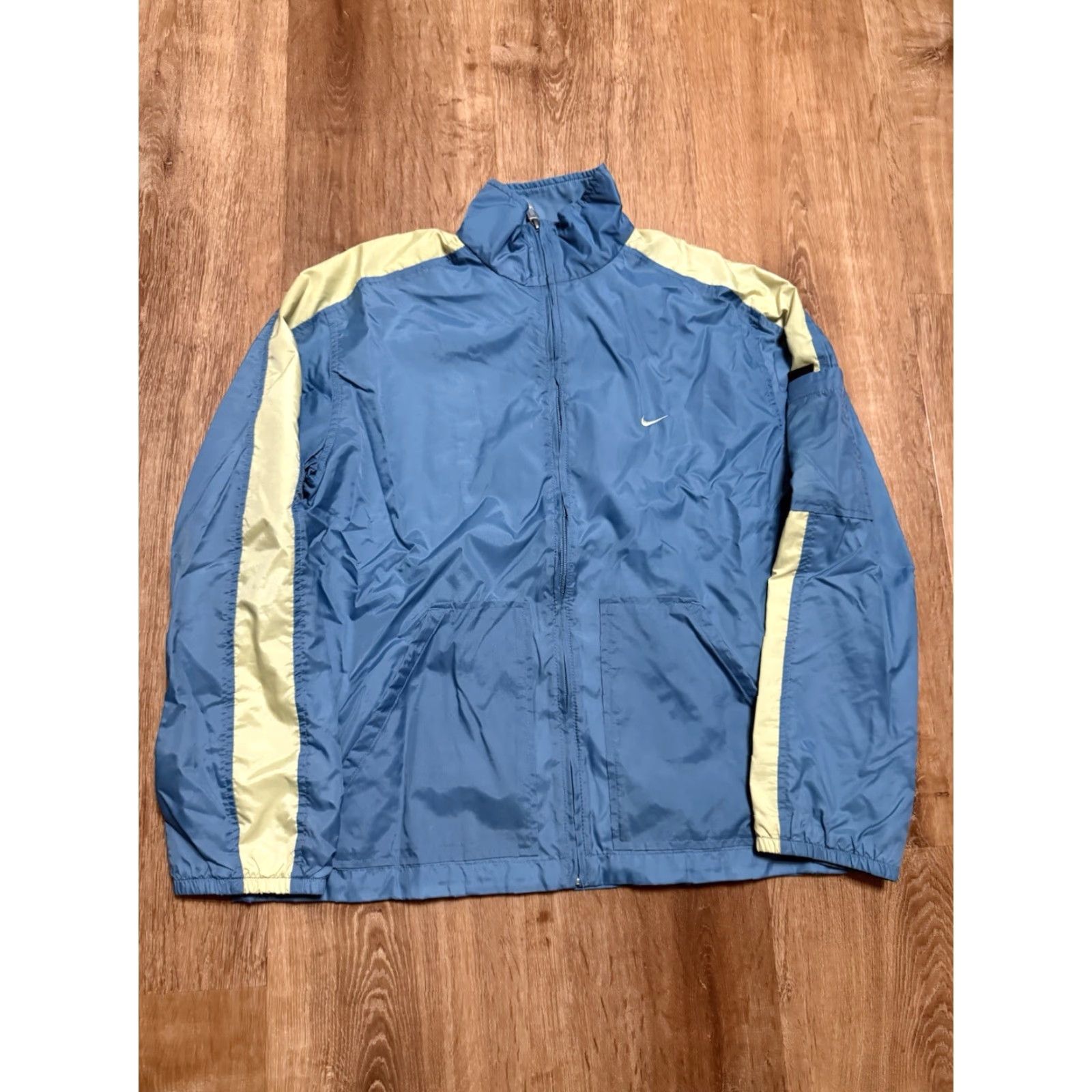 Nike VINTAGE Nike Windbreaker Full Zip Jacket Womens Medium Light Blue M Blue Windbreaker Womens Medium Nike Full Zip Jackets Size M / US 6-8 / IT 42-44 - 2 Thumbnail
