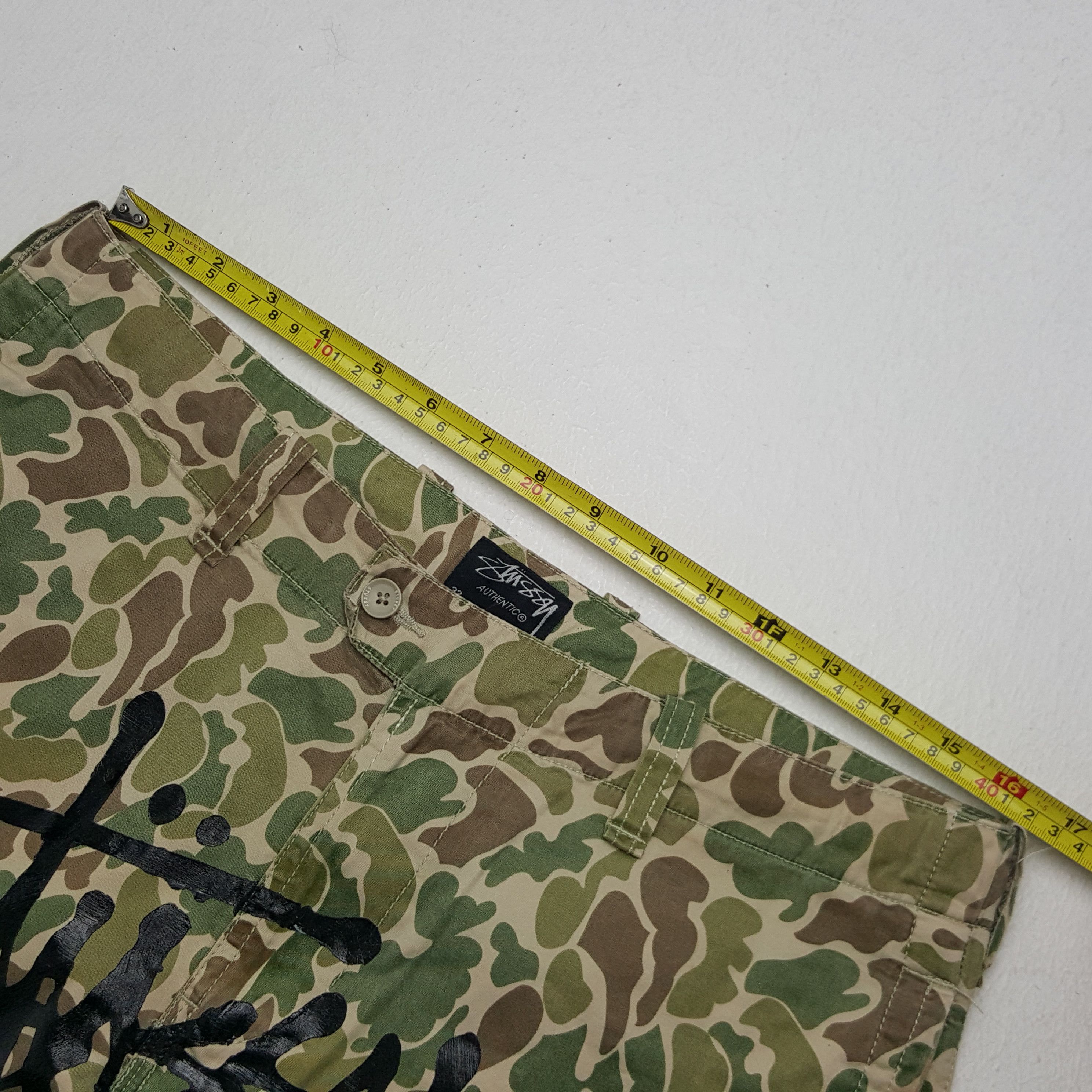 Stussy × Vintage Vintage Stussy Streetwear Style Camo Shorts Pants Size US 32 / EU 48 - 9 Thumbnail
