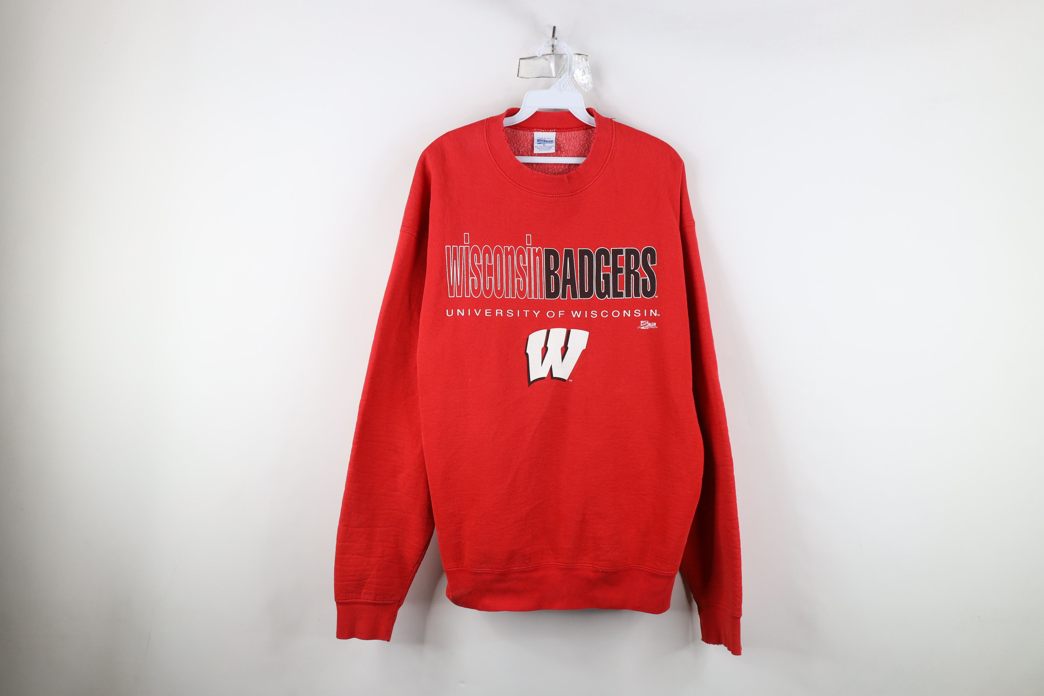 Vintage Vintage 90s Heavy University of Wisconsin Sweatshirt Red USA Size US XL / EU 56 / 4 - 1 Thumbnail