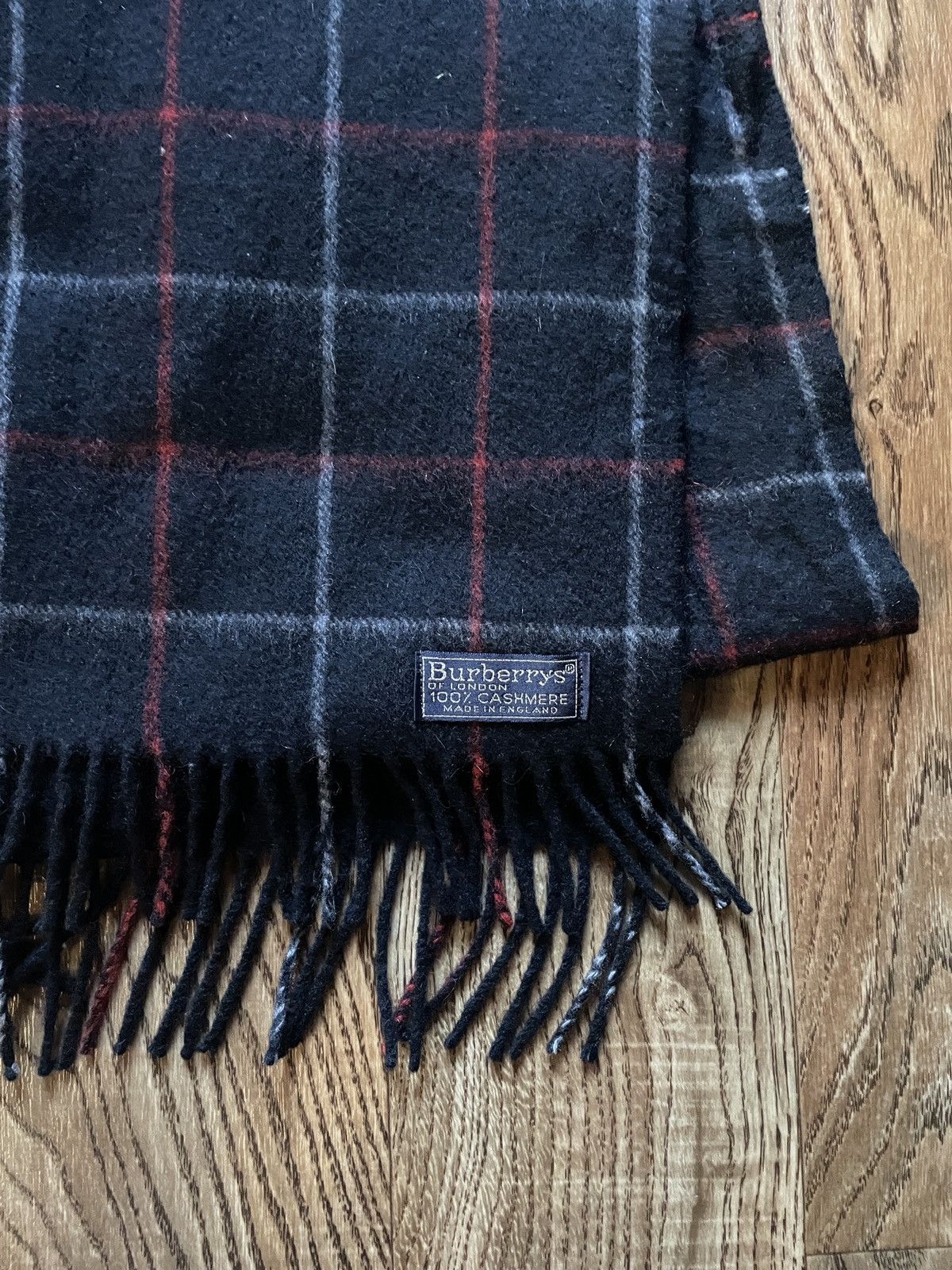 Burberry Burberry Scarf /Muffler / Cashmere Size ONE SIZE - 3 Thumbnail