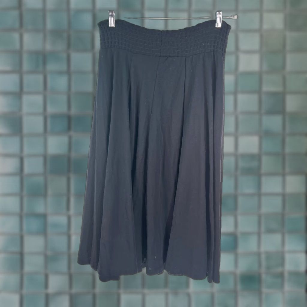 Vintage VINTAGE EXPO Skirt Women Regular Size 8 Black Pleated Knee Length 32 in Wool Blend Fall/ Spring/ Summer/ Winter Mens/Womens Size 30" / US 8 / IT 44 - 1 Thumbnail