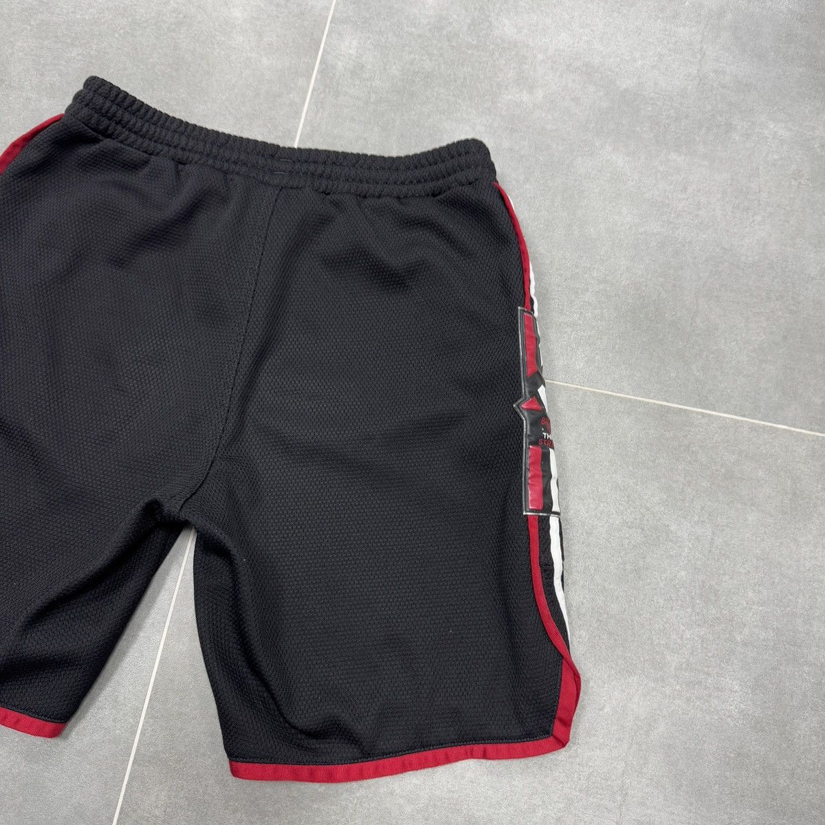 Adidas × Vintage Vintage Adidas Three Stripes Shorts Size S Size US 30 / EU 46 - 17 Thumbnail