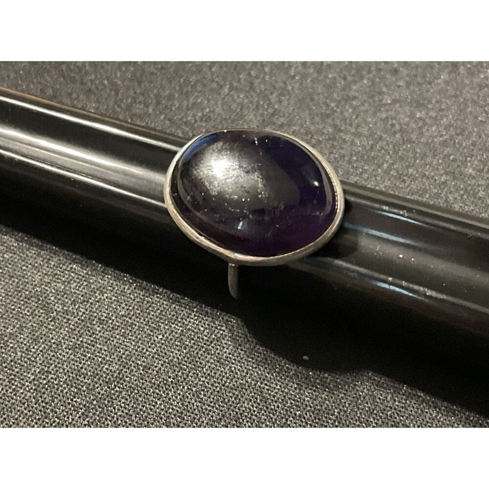 Other 925 Vintage Amethyst Cabachon Ring Size 5 Size ONE SIZE - 2 Thumbnail