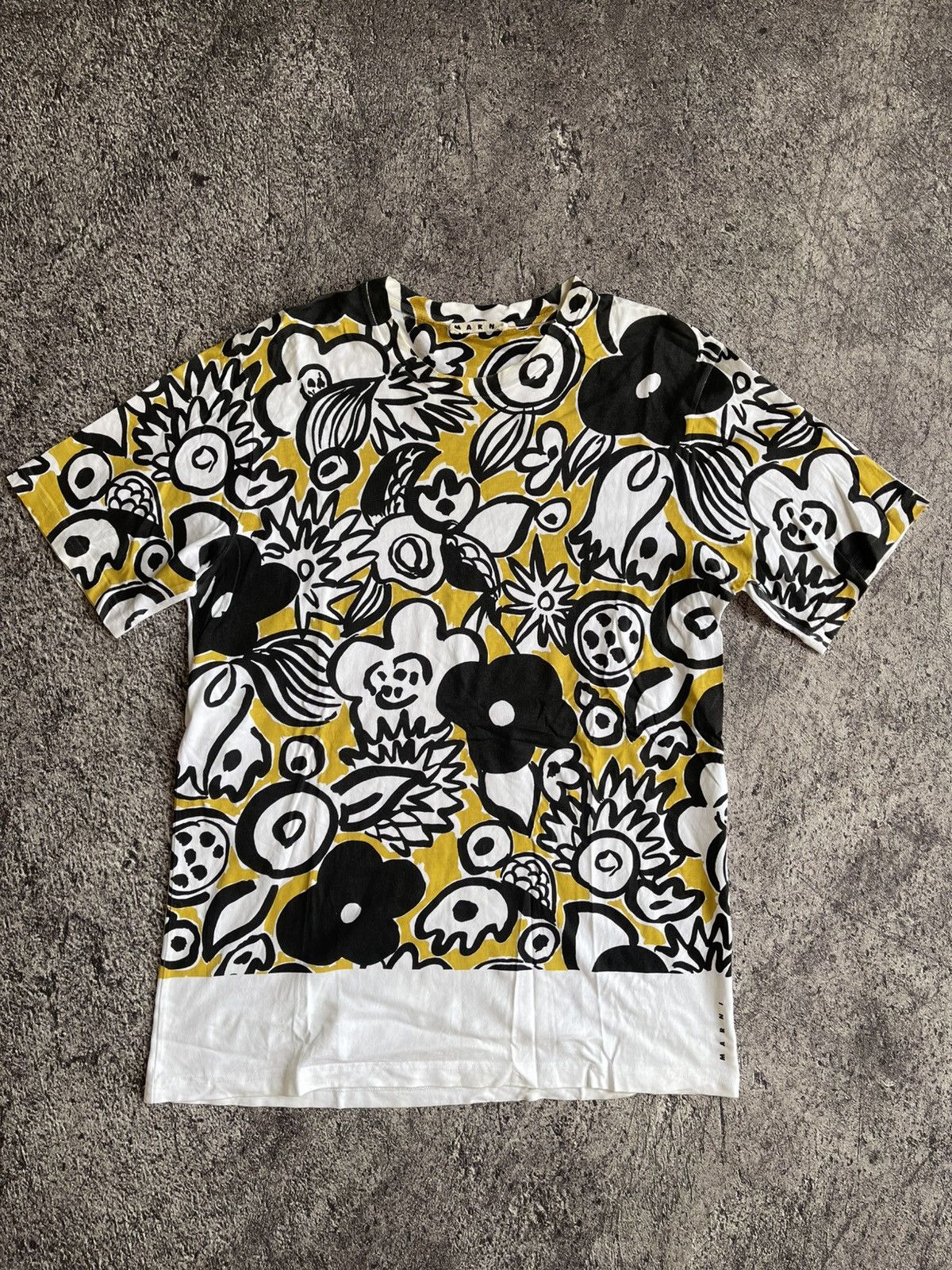 Japanese Brand Marni flower tshirt Size US M / EU 48-50 / 2 - 1 Thumbnail