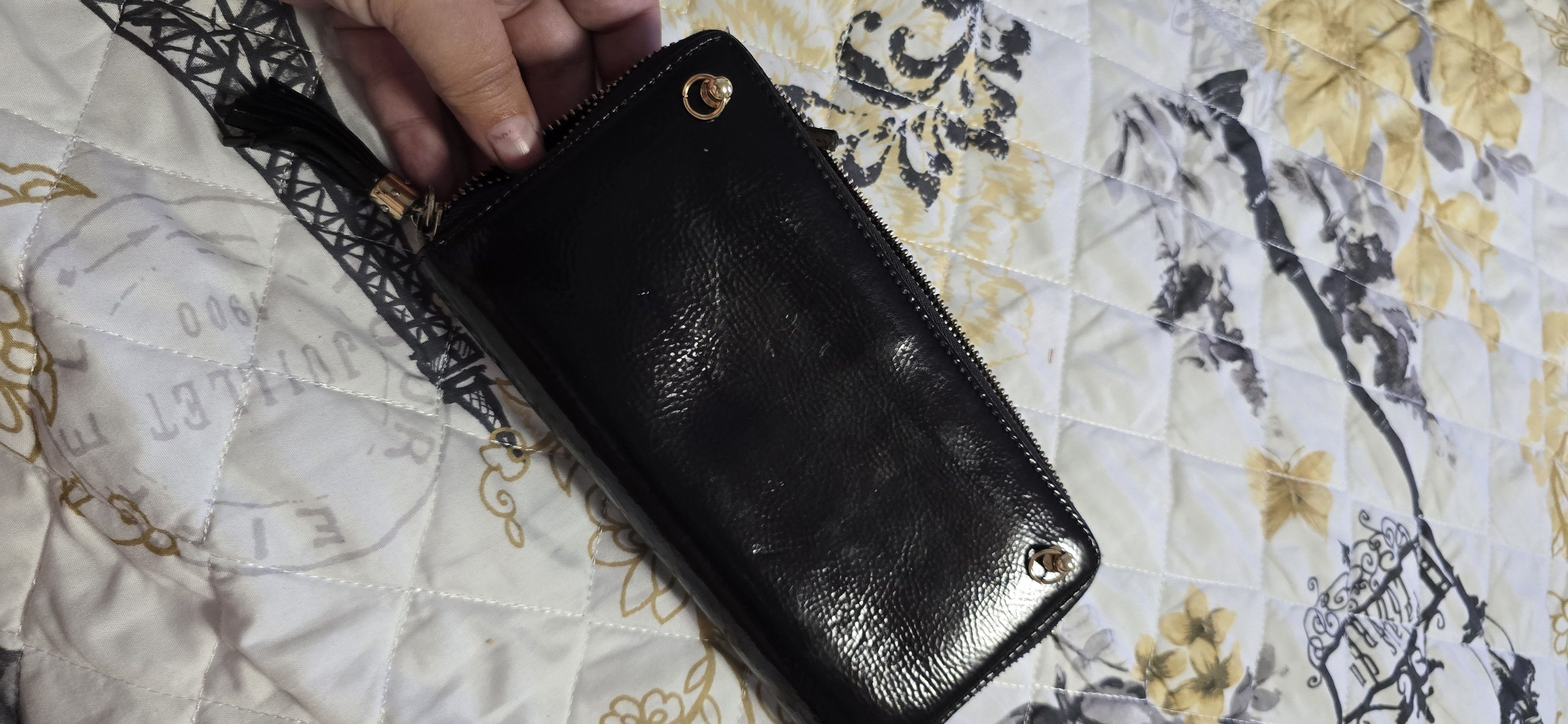 Gucci Modified Patent Leather Large Logo Zippy Wallet on Chain Size ONE SIZE - 3 Thumbnail